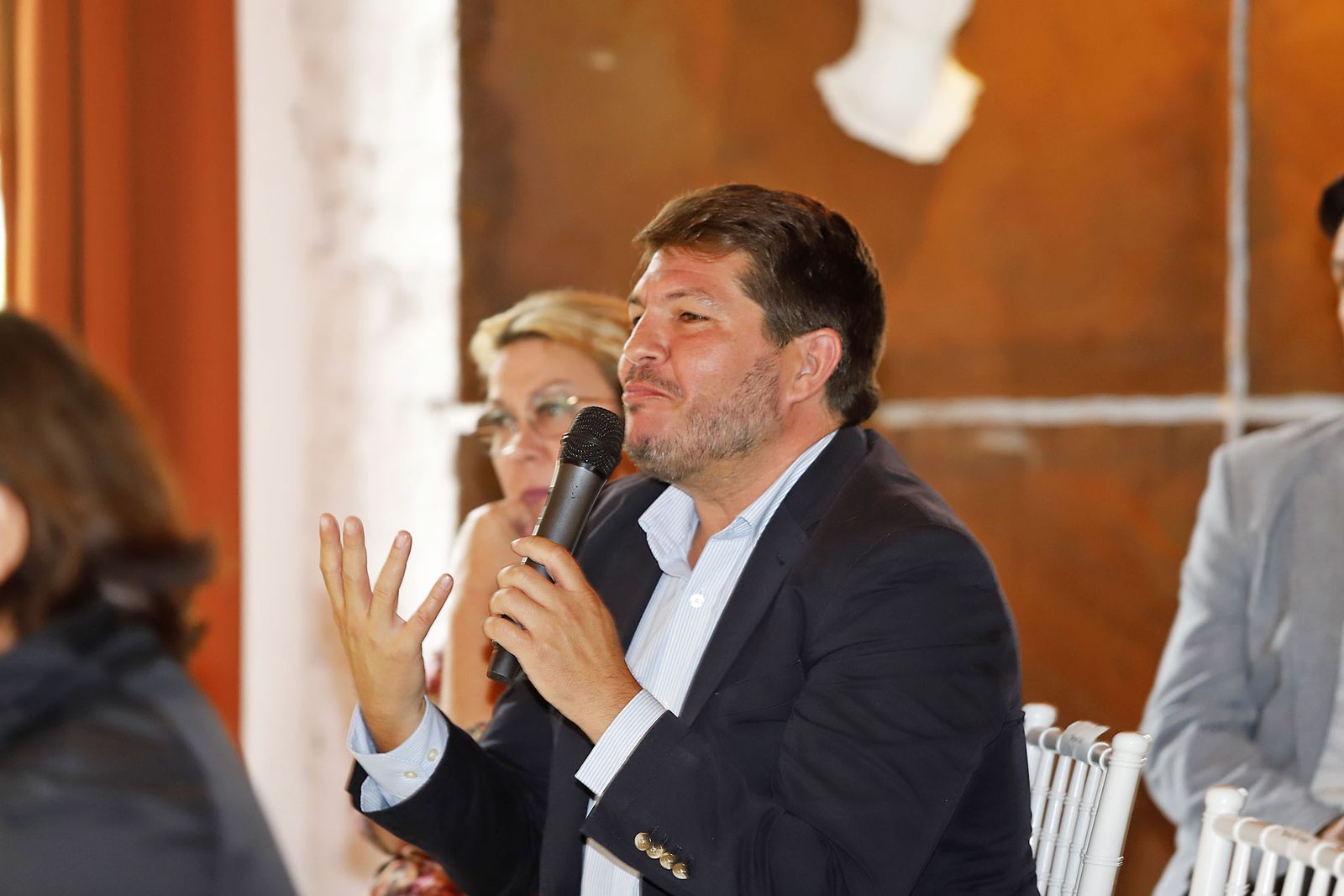 Imágenes del Foro Gerardo Rojas de Huelva Información