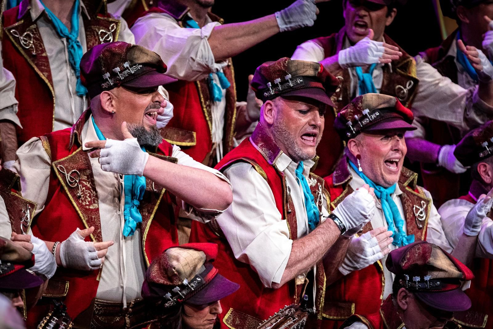 Búscate entre las mejores imágenes de la segunda sesión de cuartos de final del COAC 2025