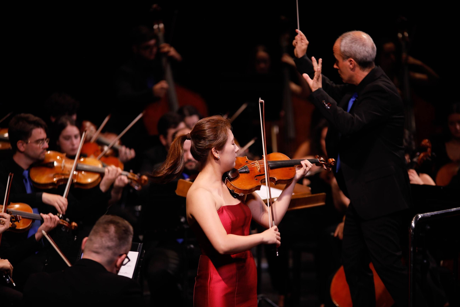 El concierto de la Orquesta de la UAL en el Auditorio Maestro Padilla, en imágenes