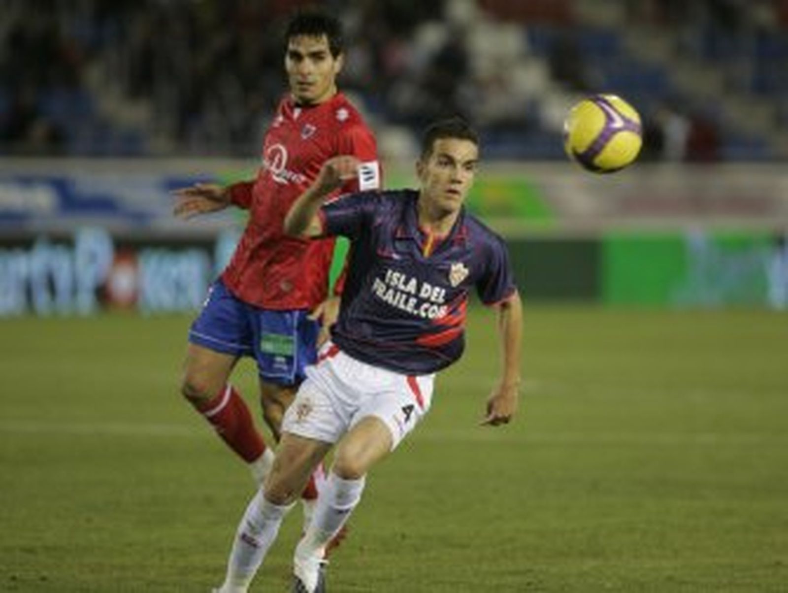 Numancia-Almería (2-1): El Almería desaprovecha su superioridad numérica