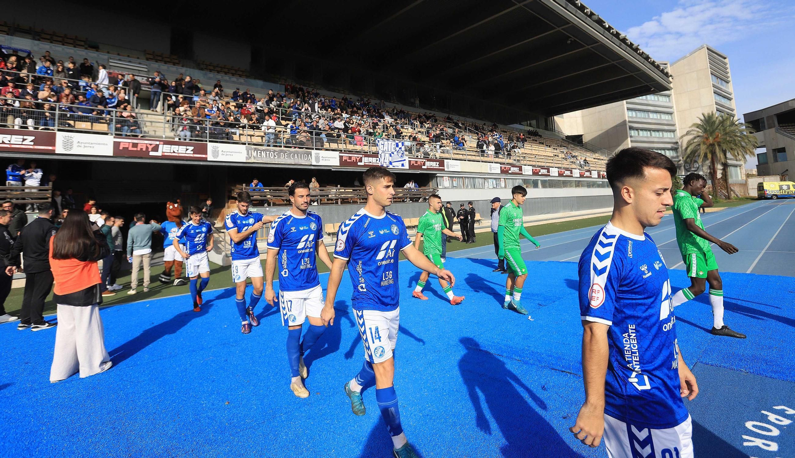 Imágenes del amistoso entre el Xerez DFC - Betis Deportivo