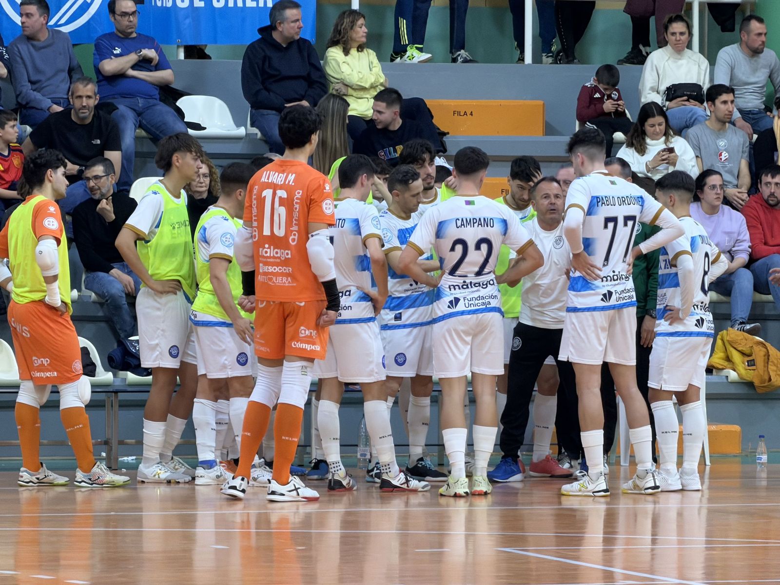 Victoria de equipo del Heredia 21 (1-4)