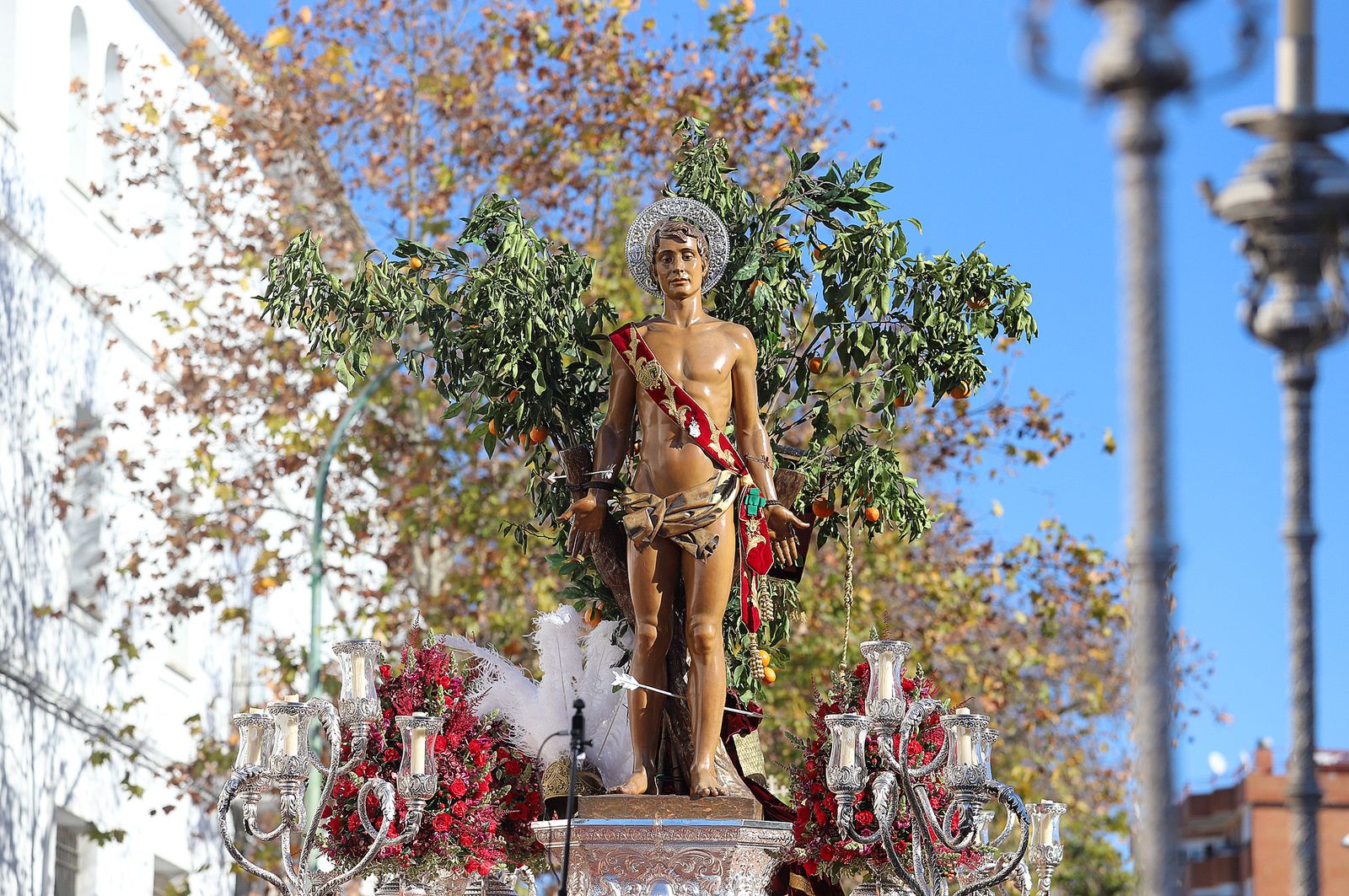 Imágenes de la procesión de San Sebastián en Huelva