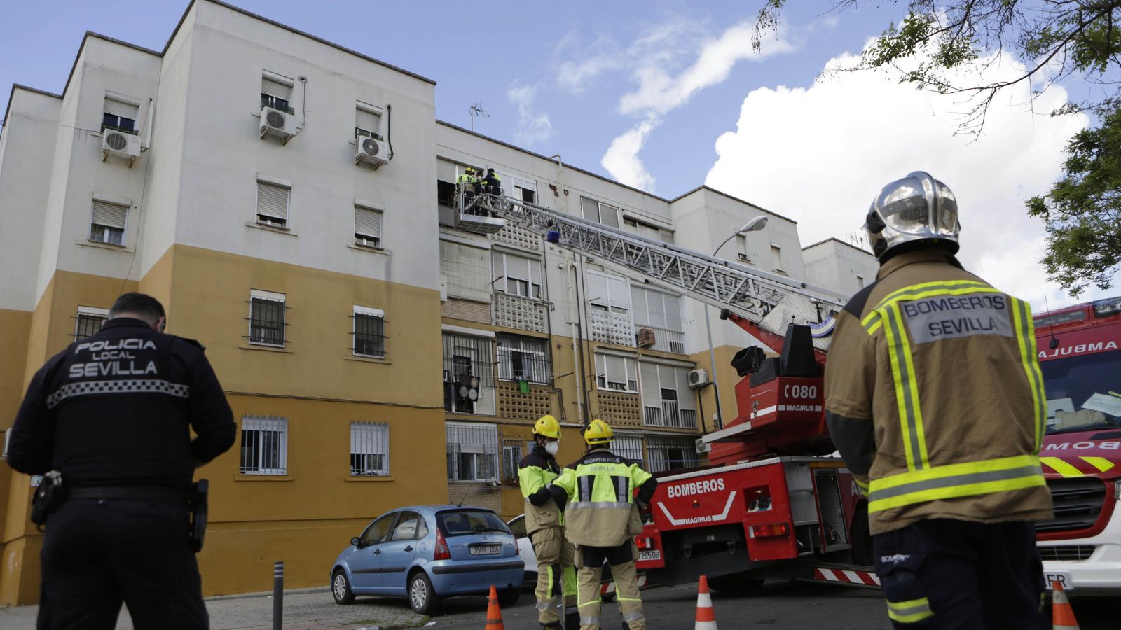 Dispositivo policial y de Bomberos en Las Letanías.