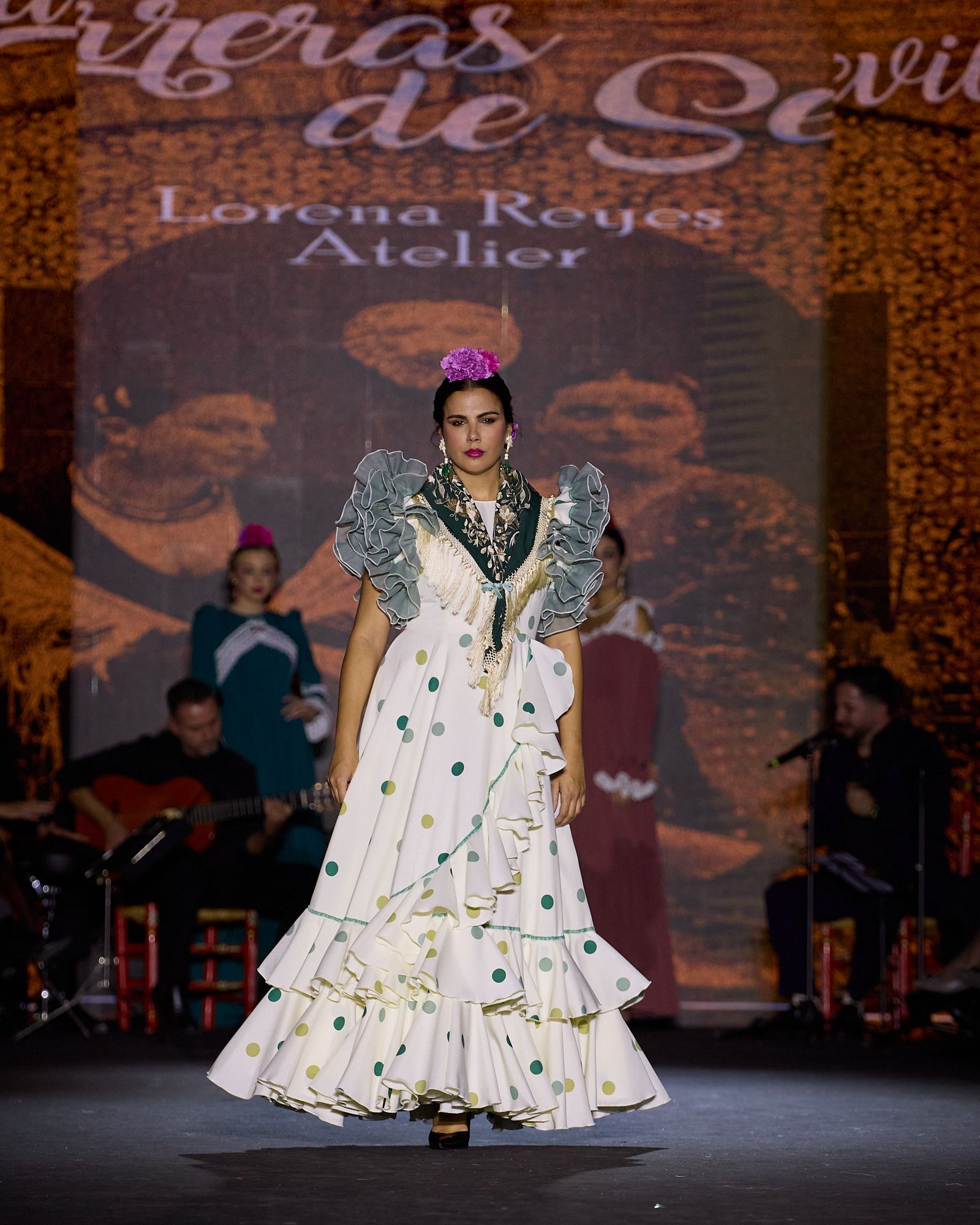 El desfile de Lorena Reyes Atelieren We Love Flamenco 2026, todas las fotos