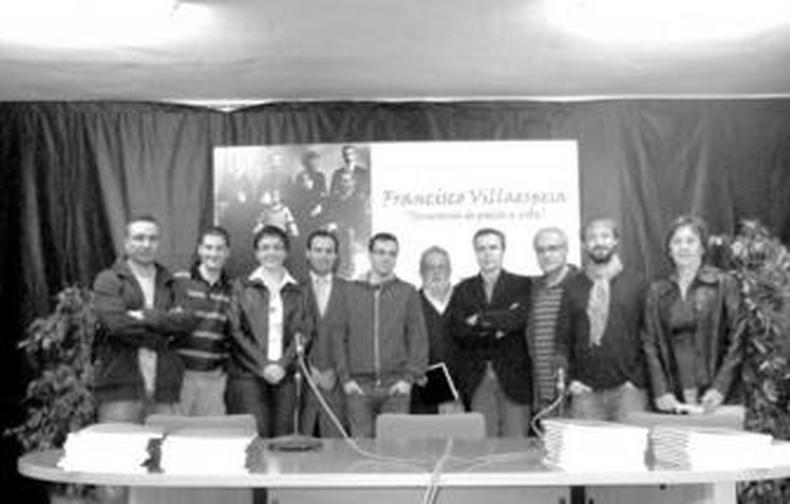Organizadores del Certamen y el jurado tras la lectura del fallo ayer en Laujar de Andarax