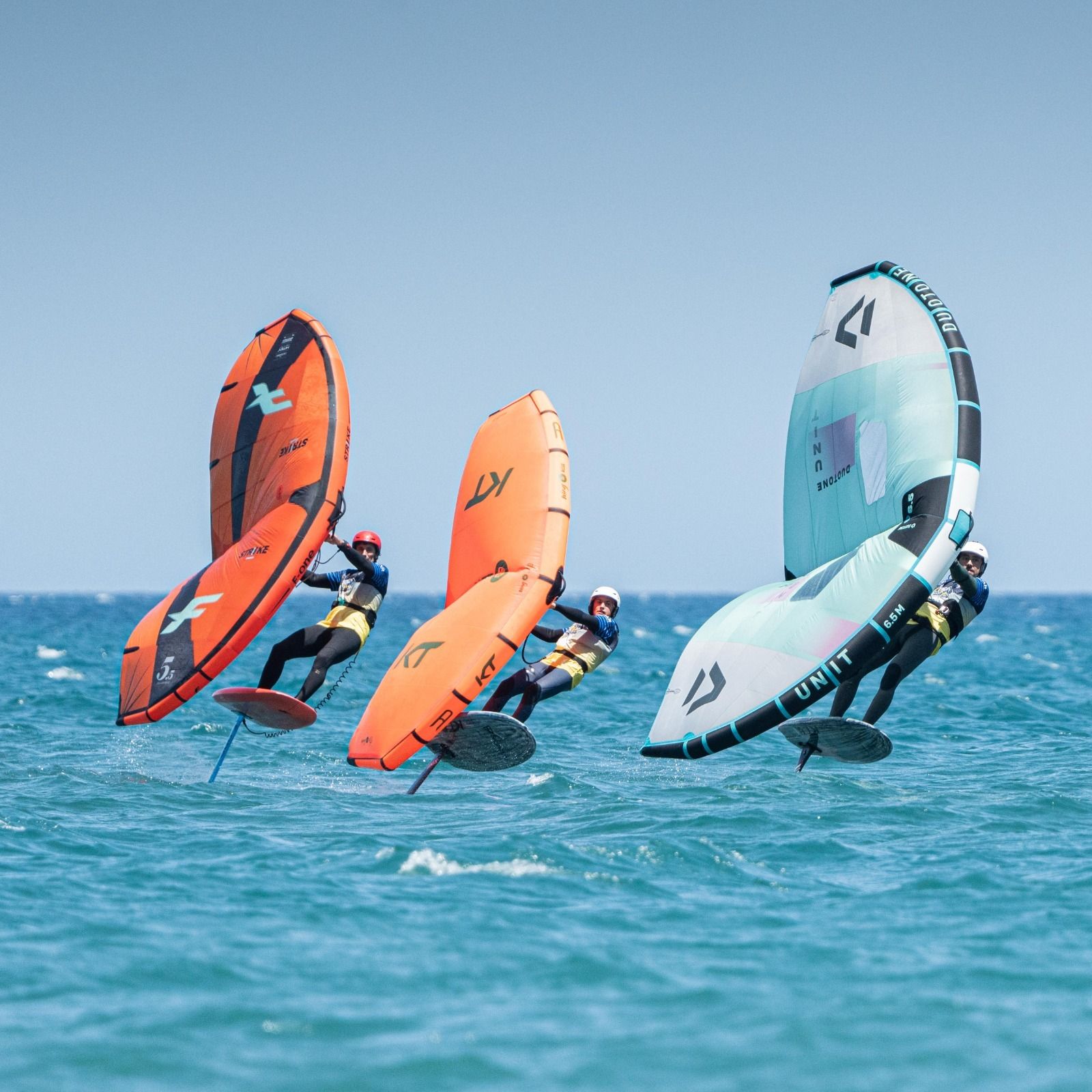 El Wingfoil deja imágenes espectaculares en Torremolinos