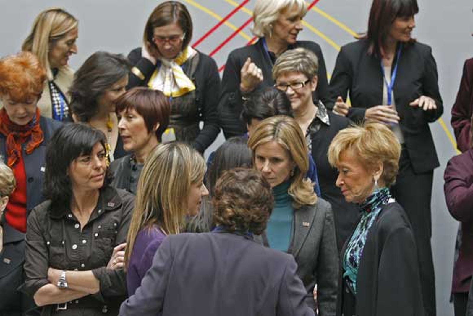 Con motivo de la presidencia española de la UE, las ministras se plantean desde Cádiz el reto de la "igualdad real"

Foto: Joaquin Pino-Joaquin Hernandez Kiki