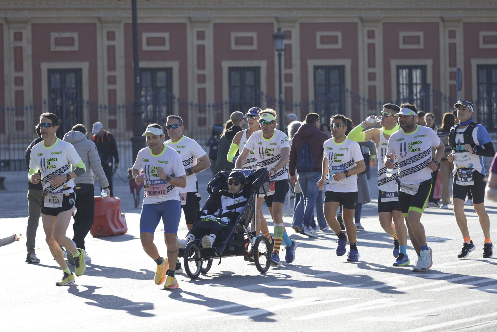 Búscate en el Zurich Maratón de Sevilla 2025