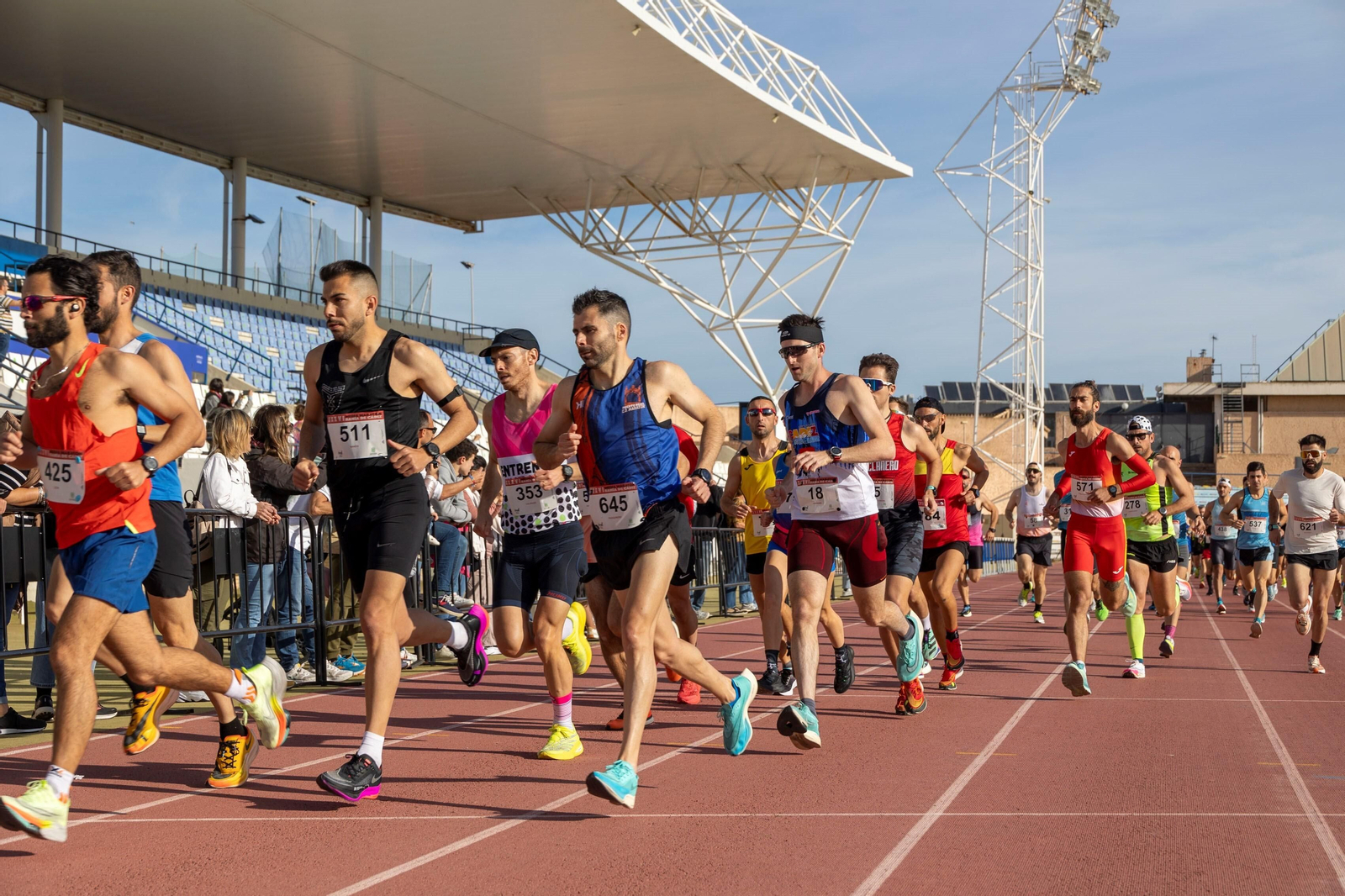Las imágenes de la Media Maratón Bahía de Cádiz