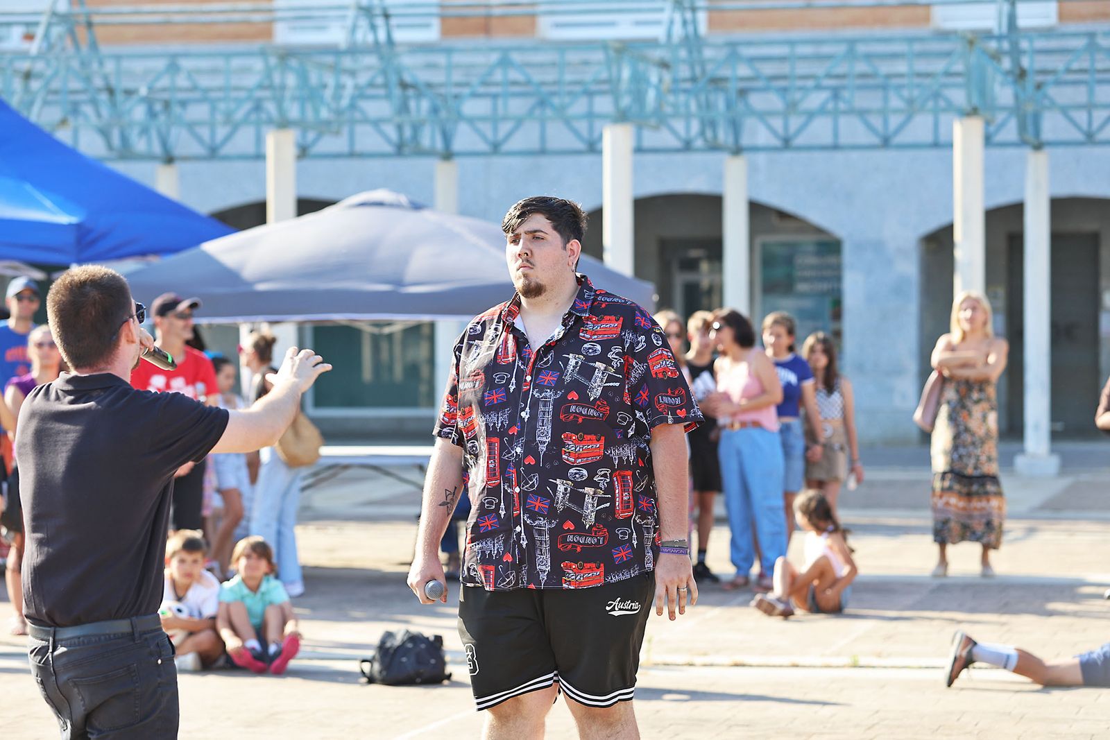 Imágenes de la muestra de arte urbano en la Plaza del Titan de Huelva