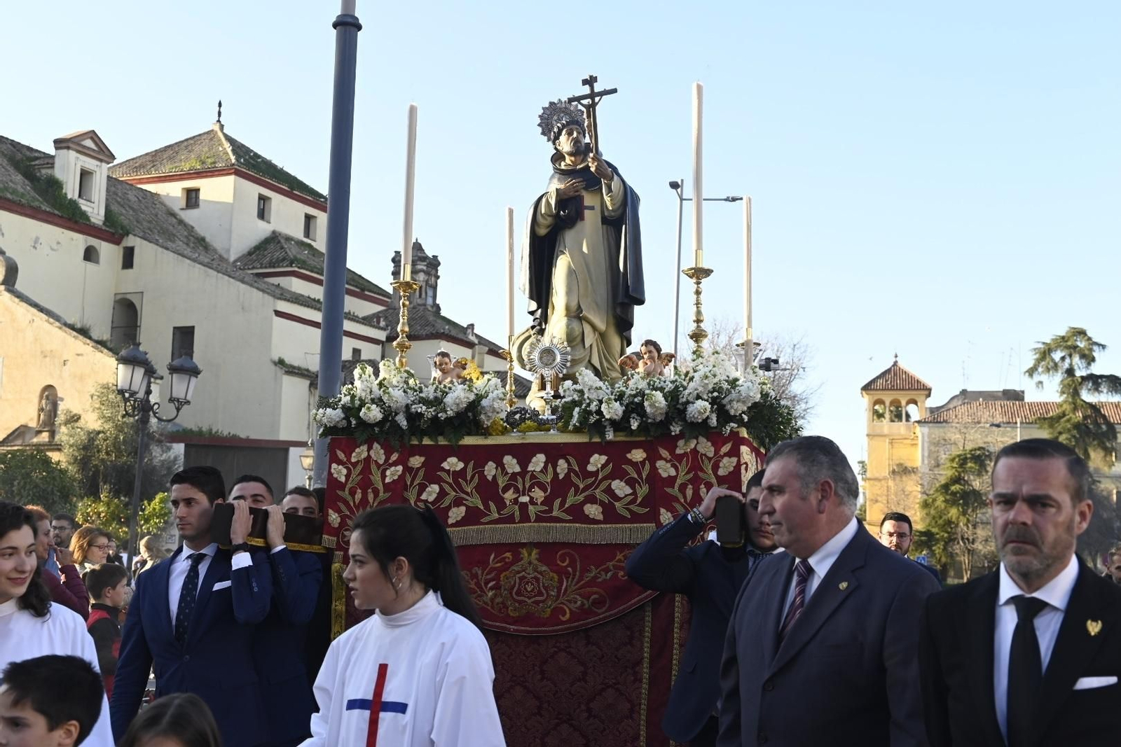 La procesión de San Juan Bautista de la Concepción de Córdoba, en imágenes