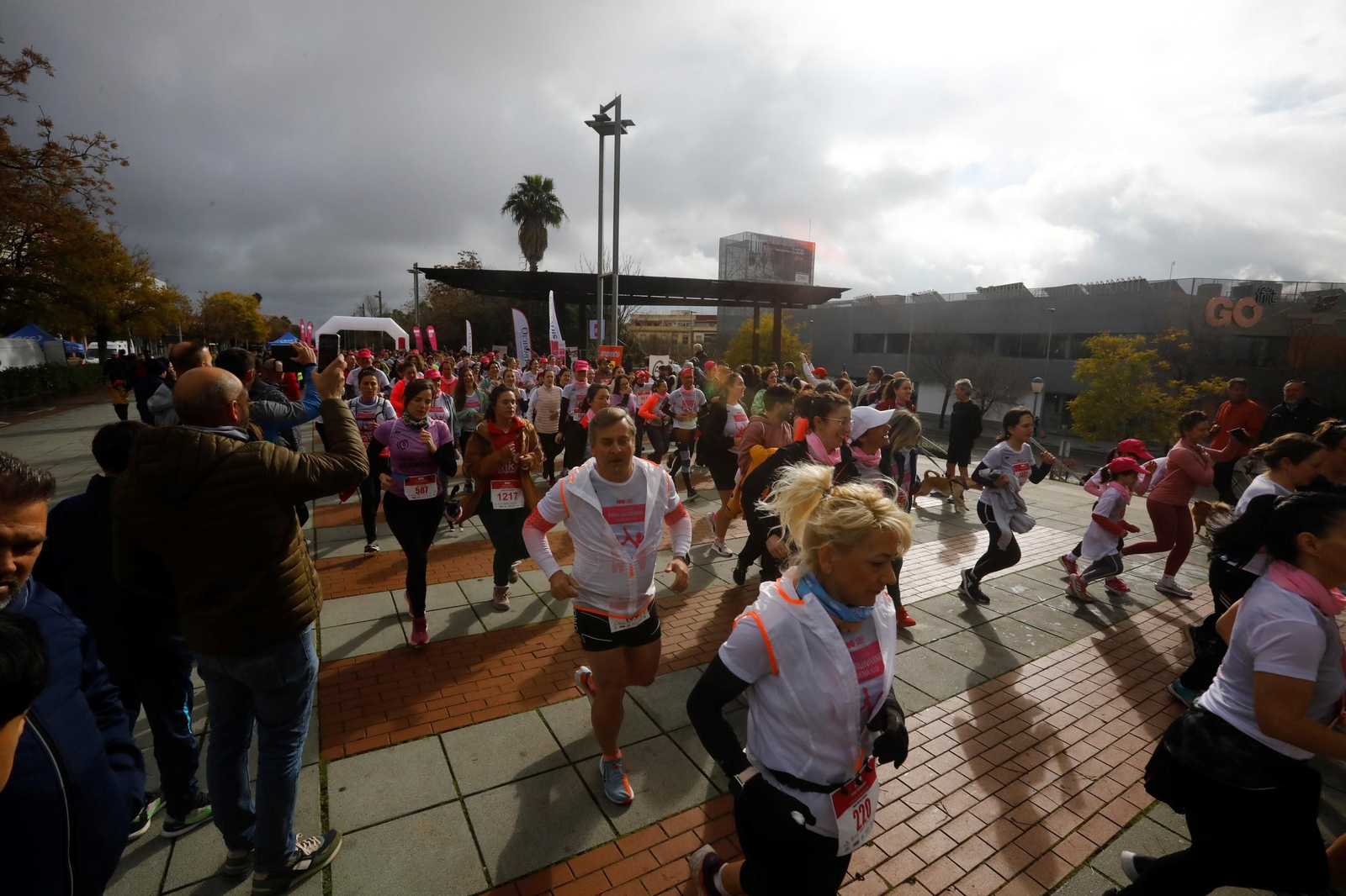 Las mejores fotos de la Pink Running de Córdoba 2025