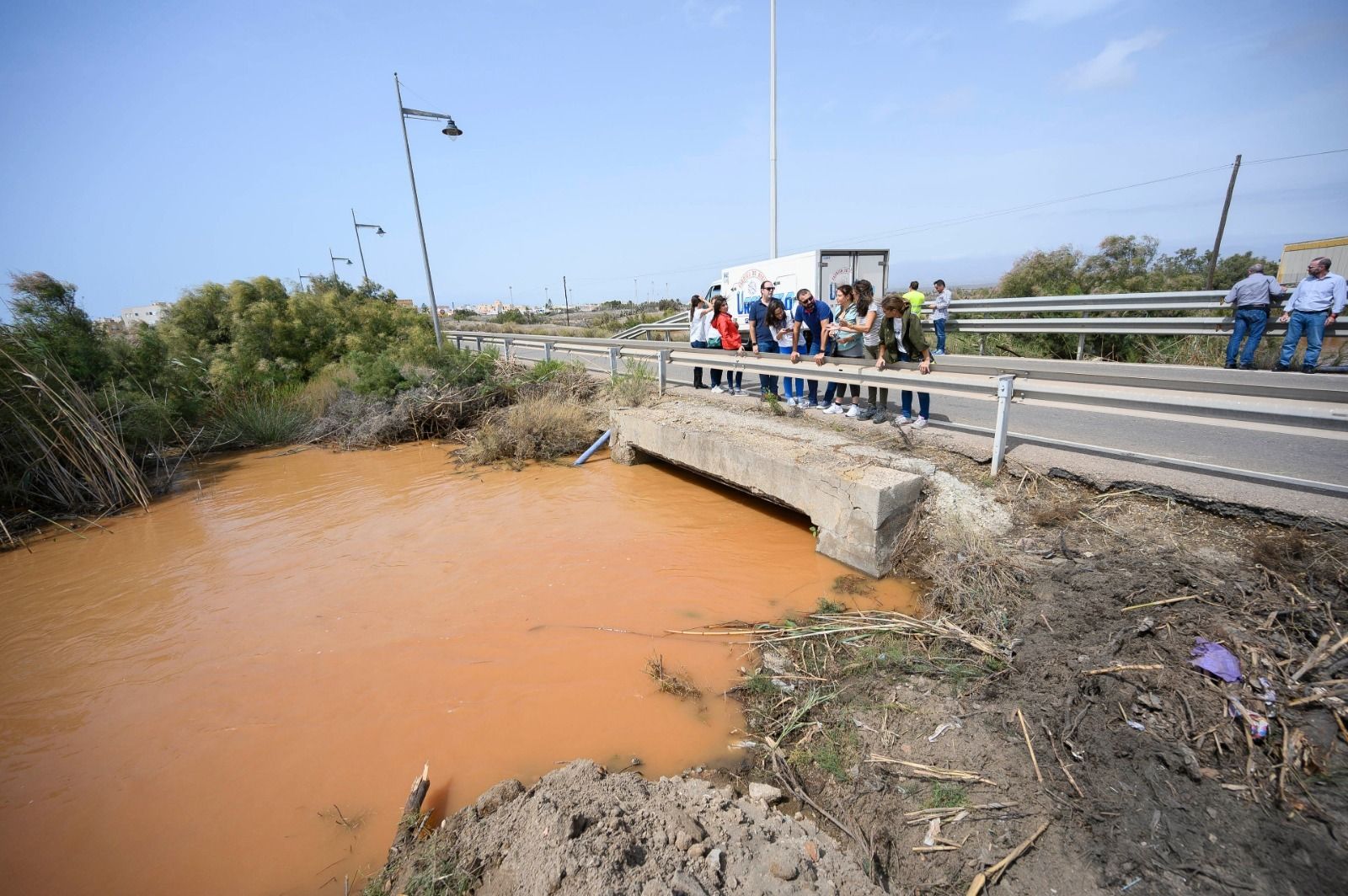 El alcalde de Almería y la consejera de Agricultura recorrieron ayer las zonas afectadas
