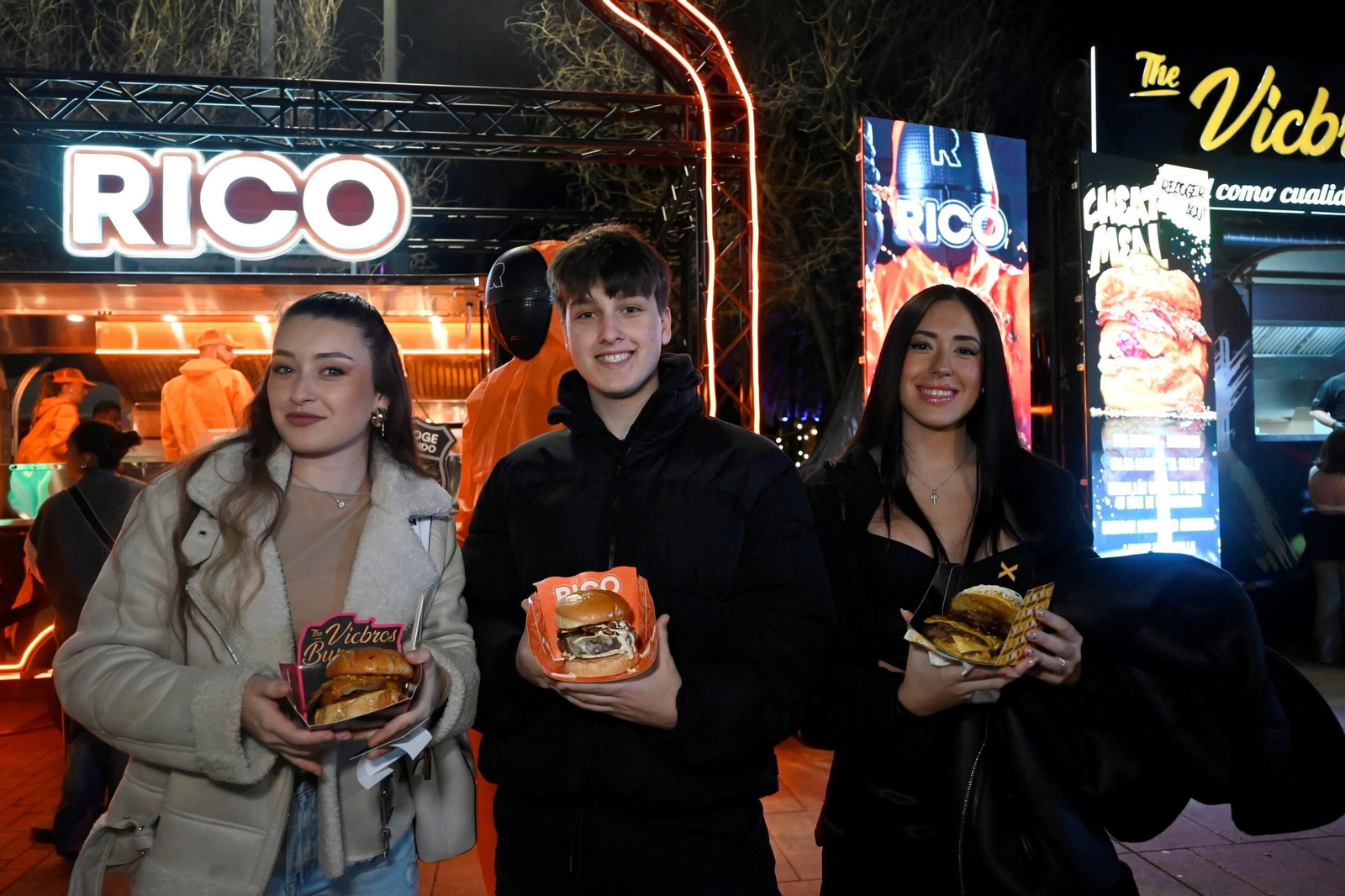 The champions burger (11495352).jpg