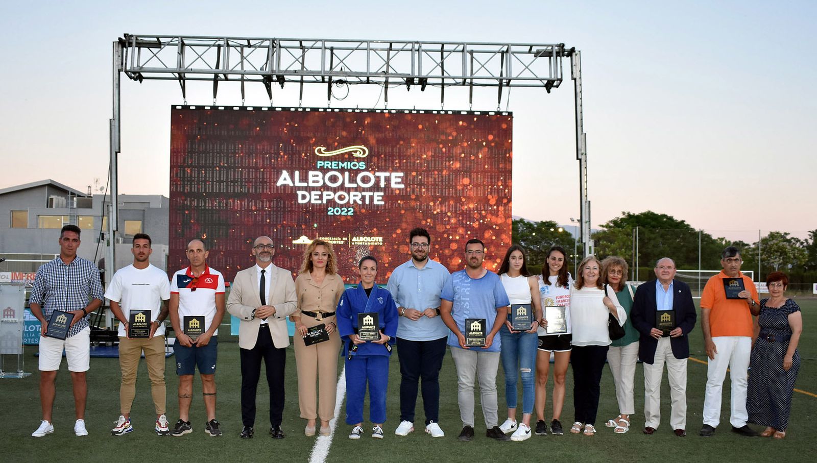 Algunos de los premiados de la gala alboloteña
