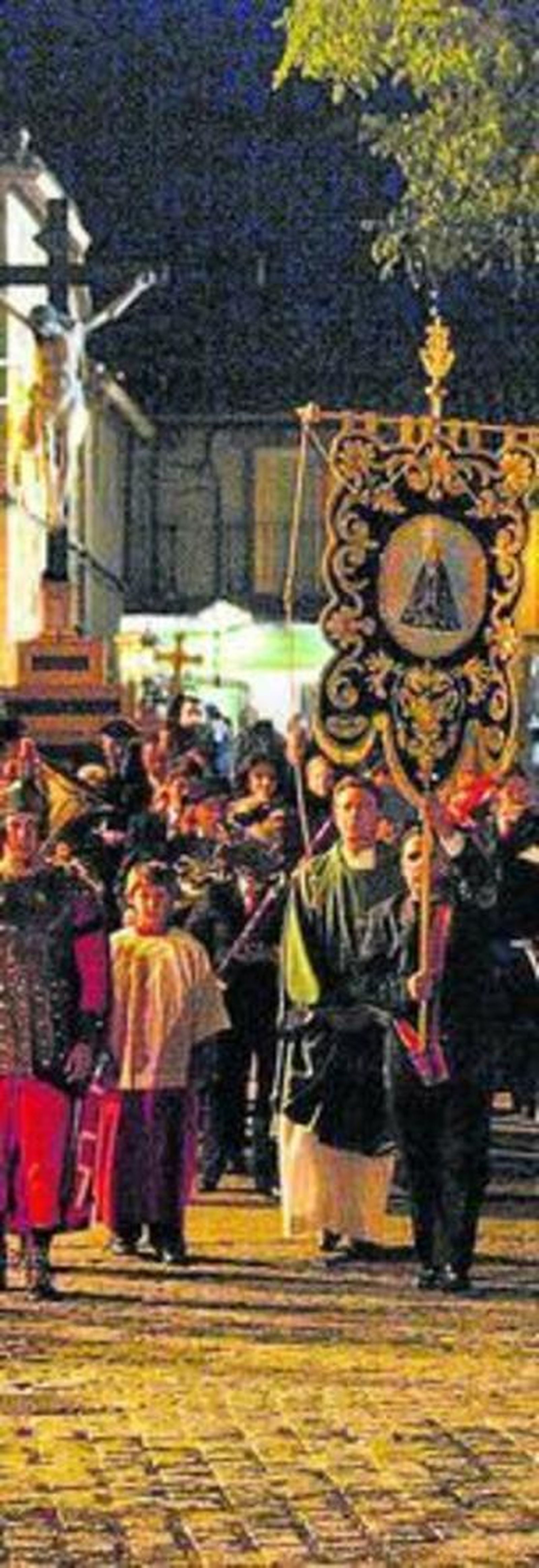 La procesión de 'El clavo de oro'.