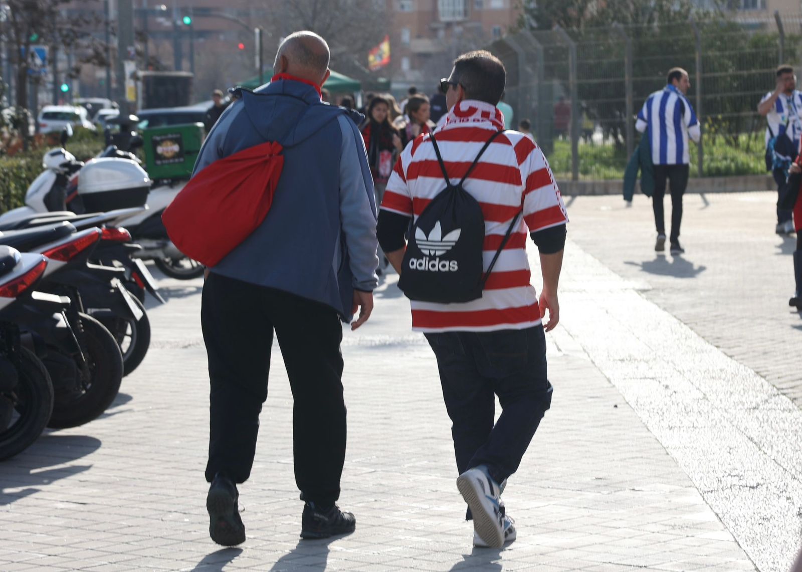 El malaguismo invade Granada