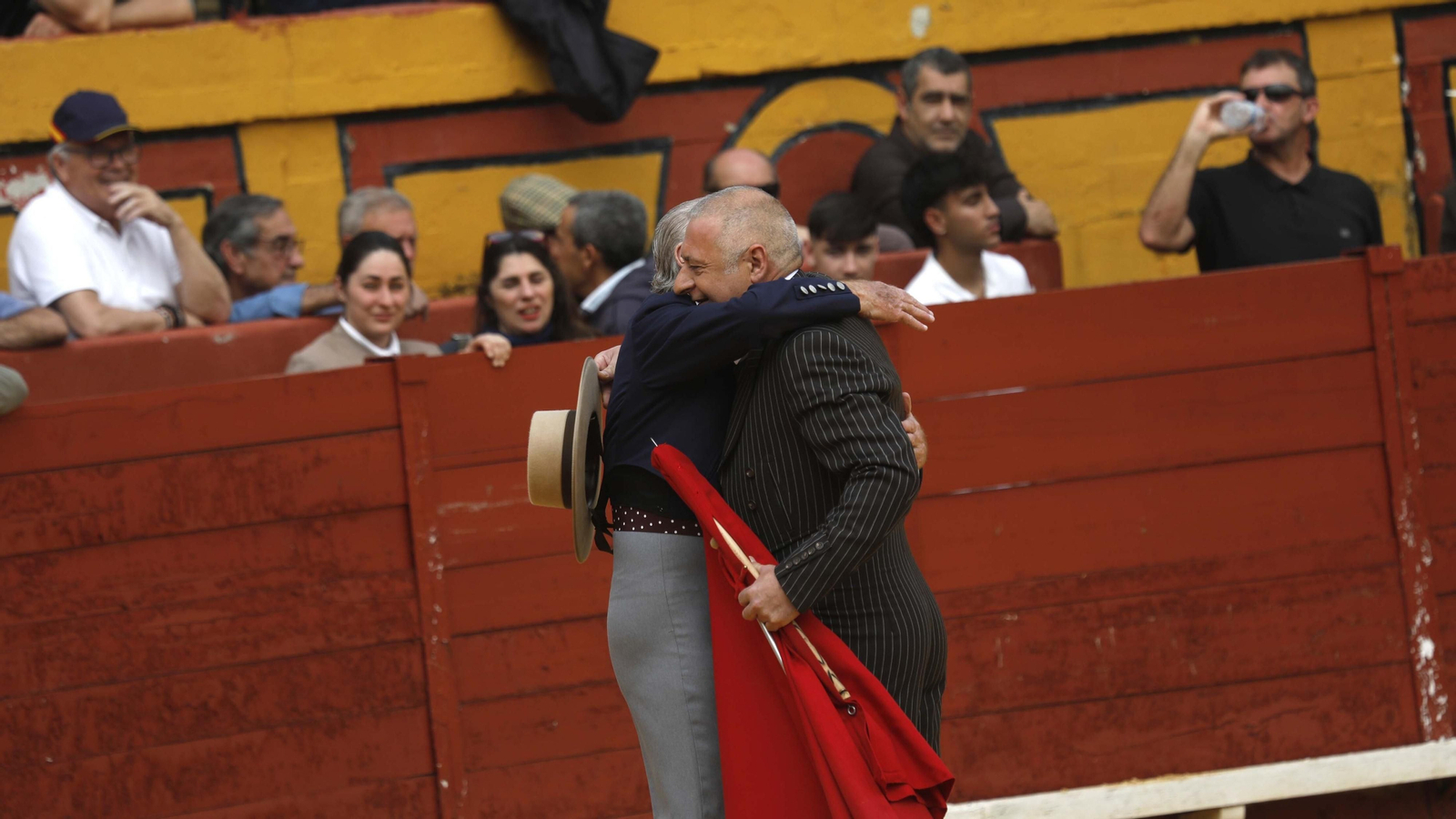La clase magistral de tauromaquia organizada por Miguelete, en imágenes