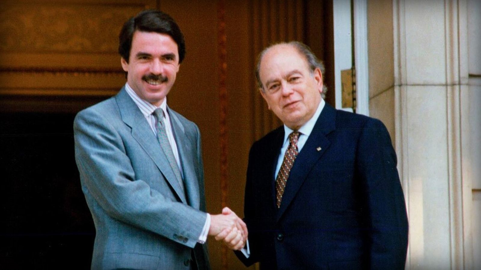 Aznar recibe a Pujol en julio de 1996 en La Moncloa.