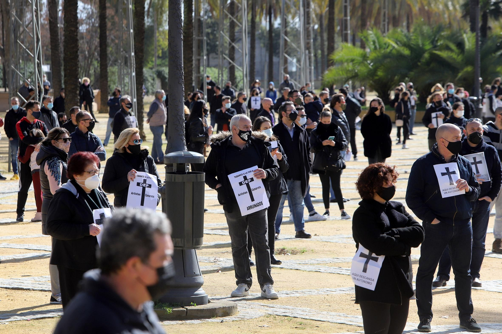 Contentración de los autónomos en el González Hontoria.