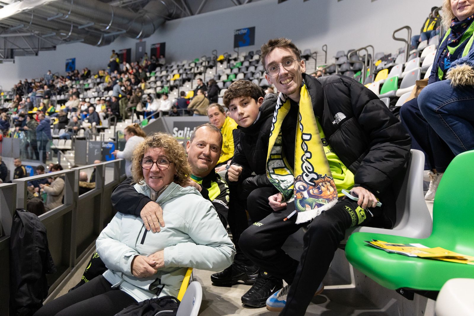 Las mejores imágenes del espectacular encuentro entre Jaén Paraíso Interior FS y Barça (3-3)