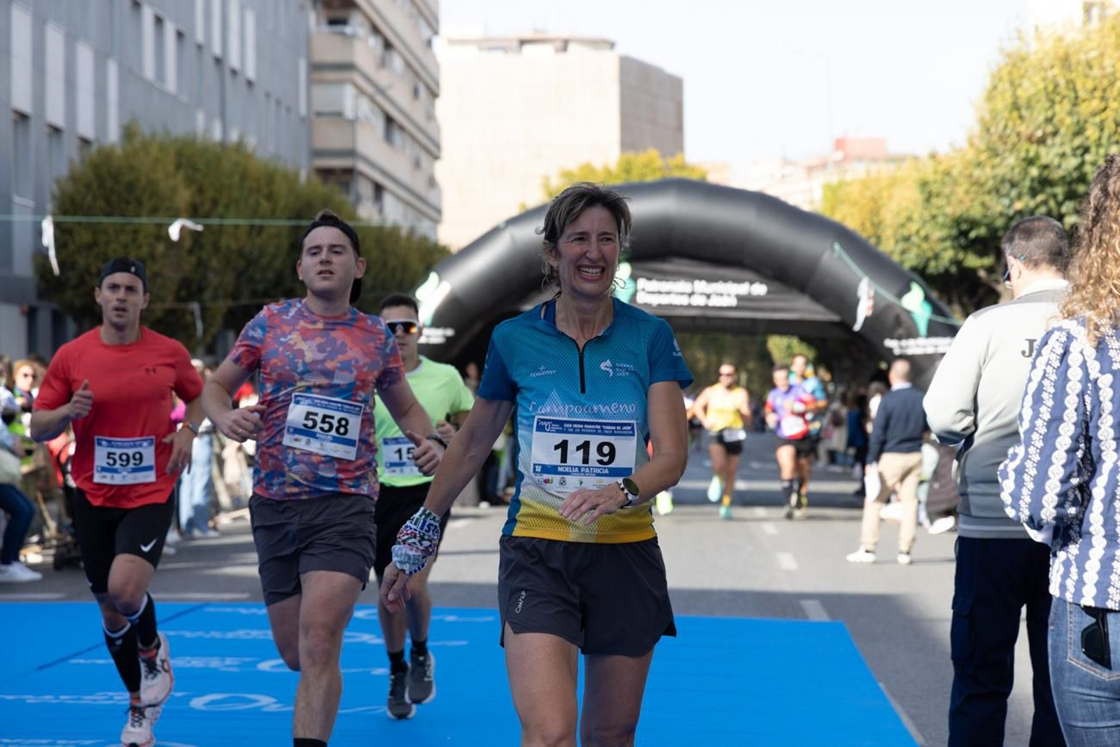 En imágenes: multitudinaria e histórica XXIX Media Maratón 'Ciudad de Jaén' y 10k en memoria de Paco Manzaneda
