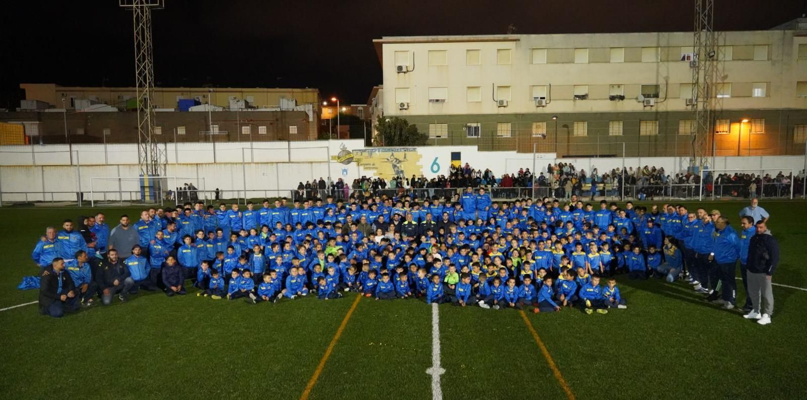 La gran familia del Juan Sebastián Elcano