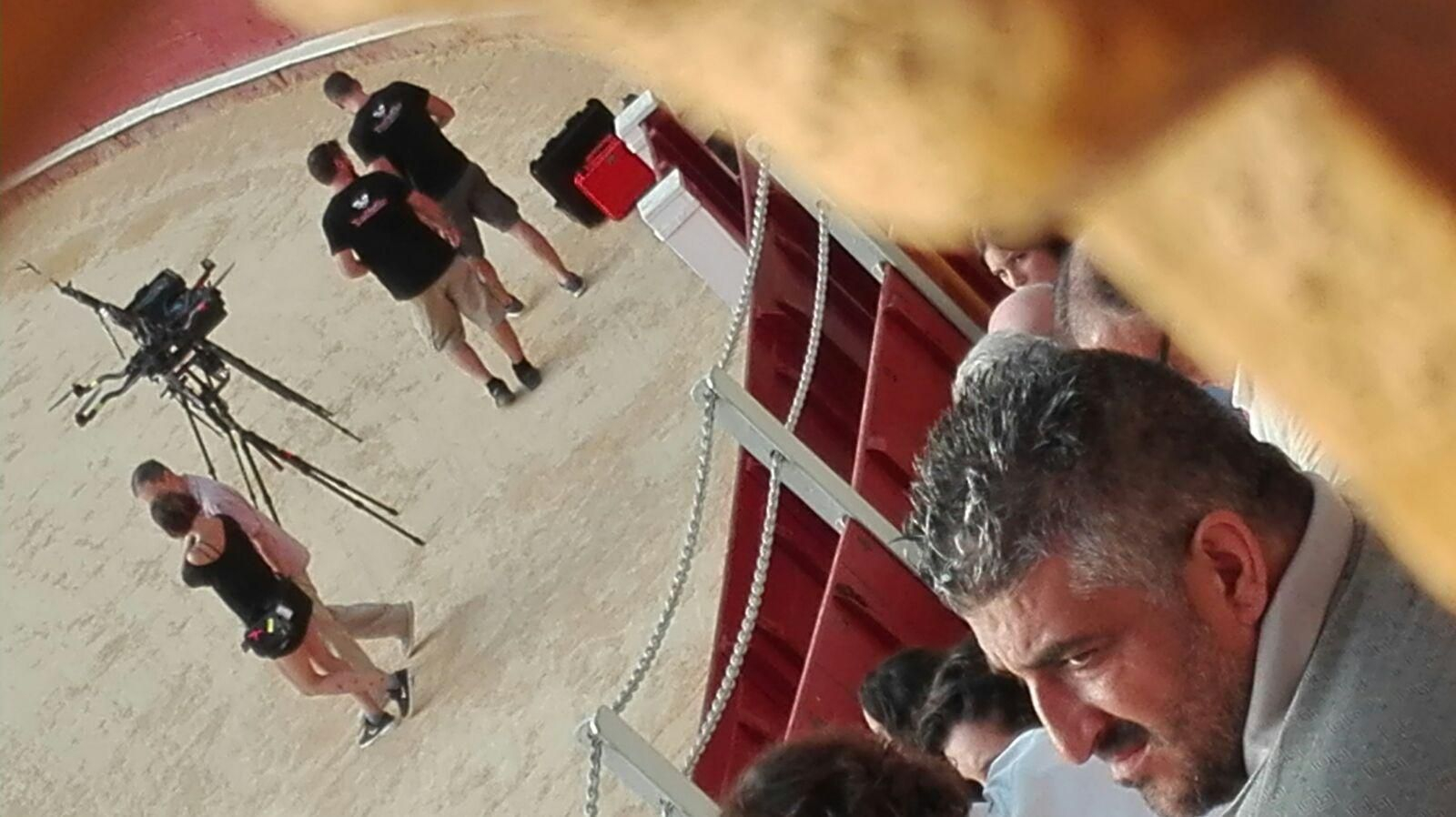 Brian de Palma se baja al albero de la Plaza de Toros para dirigir 'Domino' Brian de Palma se baja al albero de la Plaza de Toros para dirigir 'Domino'