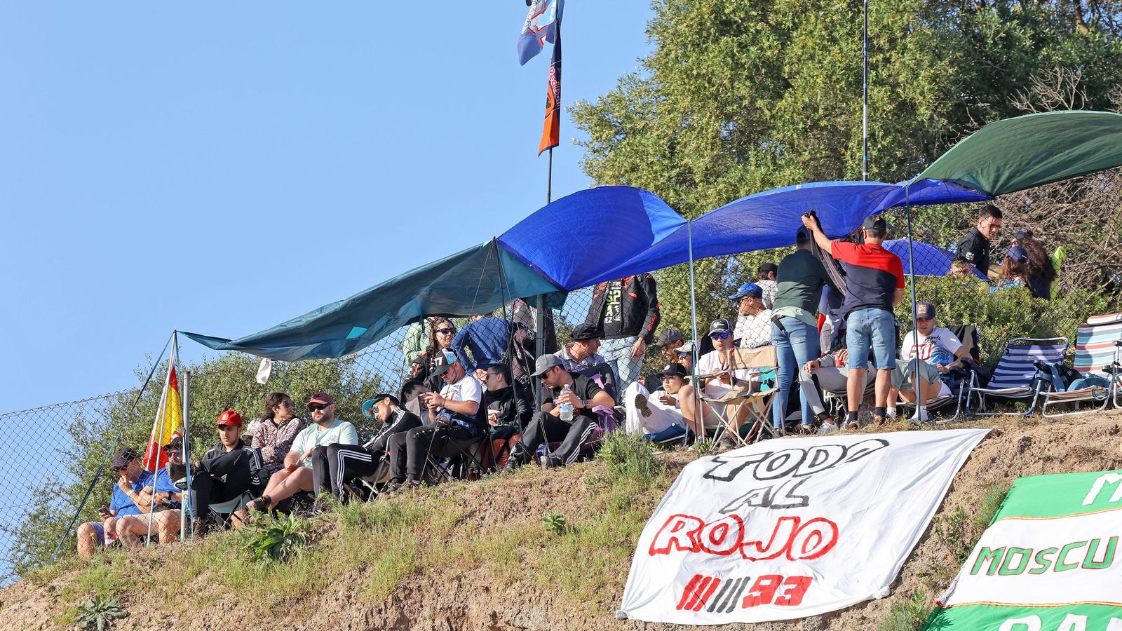 Búscate en el sábado del Gran Premio de España 2025 en el Circuito de Jerez - Ángel Nieto
