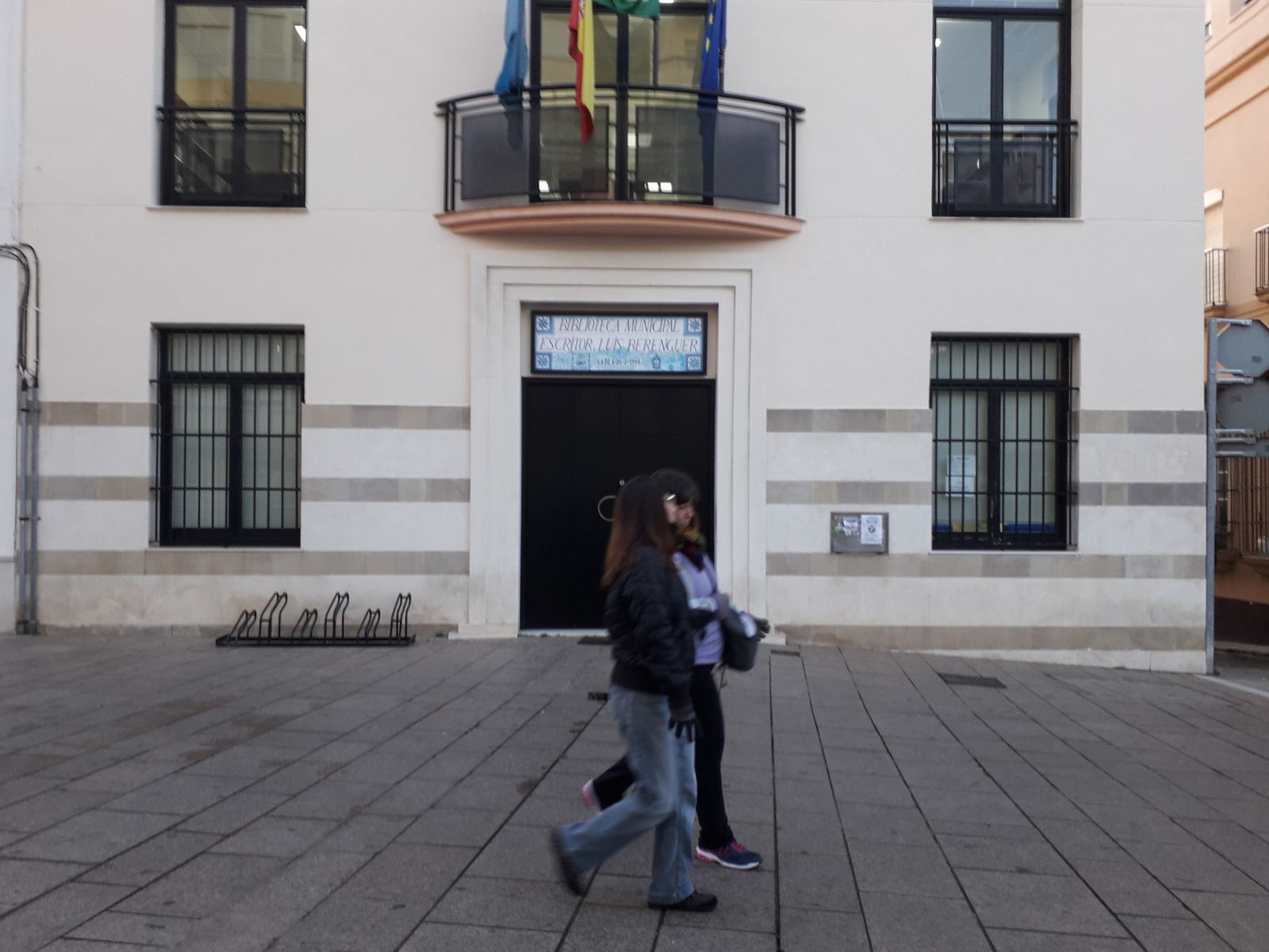 La biblioteca Luis Berenguer.