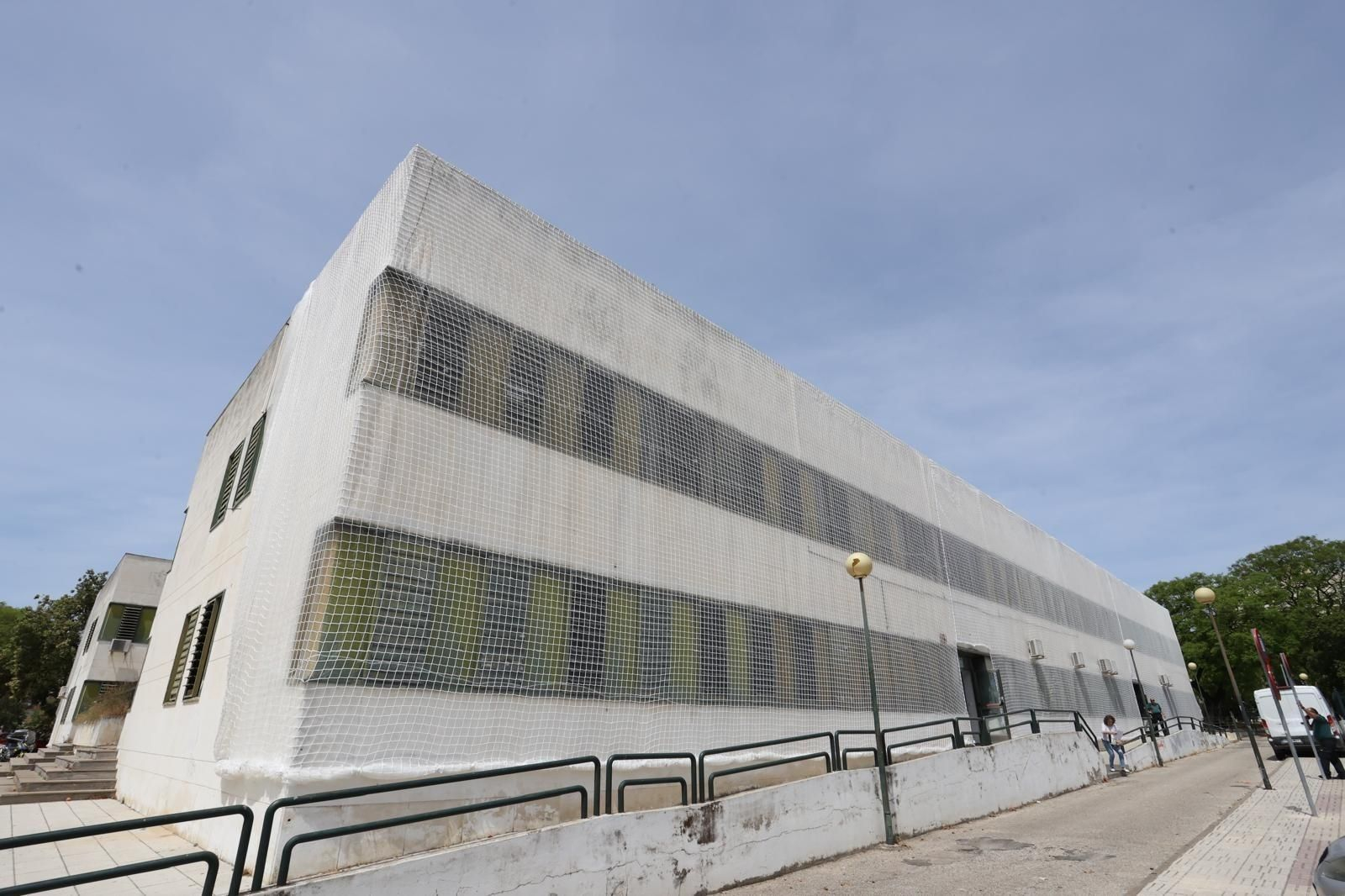 Exterior de los juzgados de la avenida Tomás García Figueras.