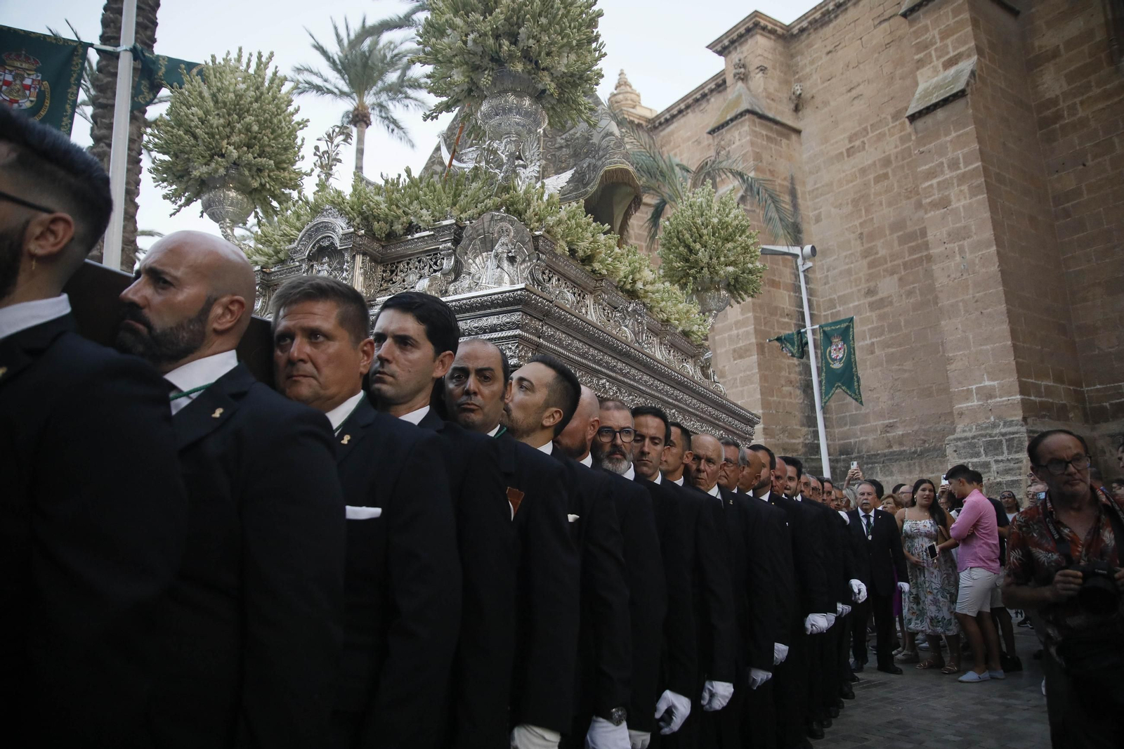 Las mejores imágenes de la procesión Stma. Virgen del Mar, acompañada por San Indalecio