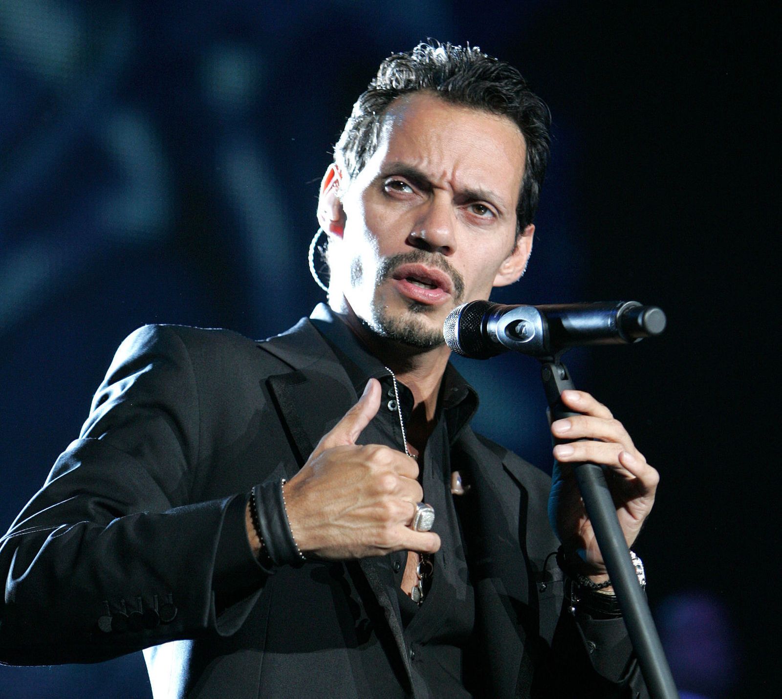 Marc Anthony ya tiene nuevo (y joven) amor