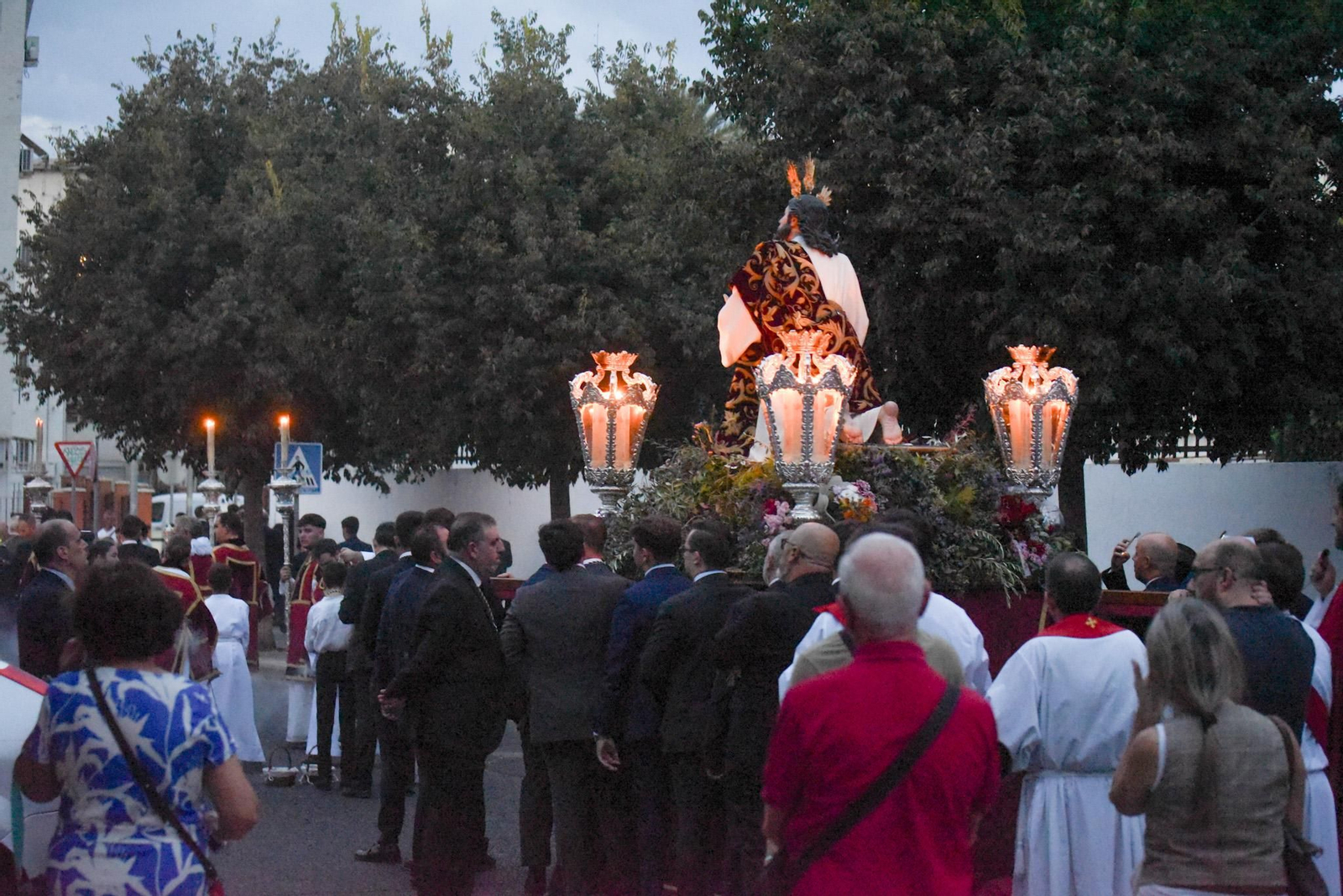 Las mejores imágenes del vía crucis misionero del Huerto en el Distrito Sur de Córdoba