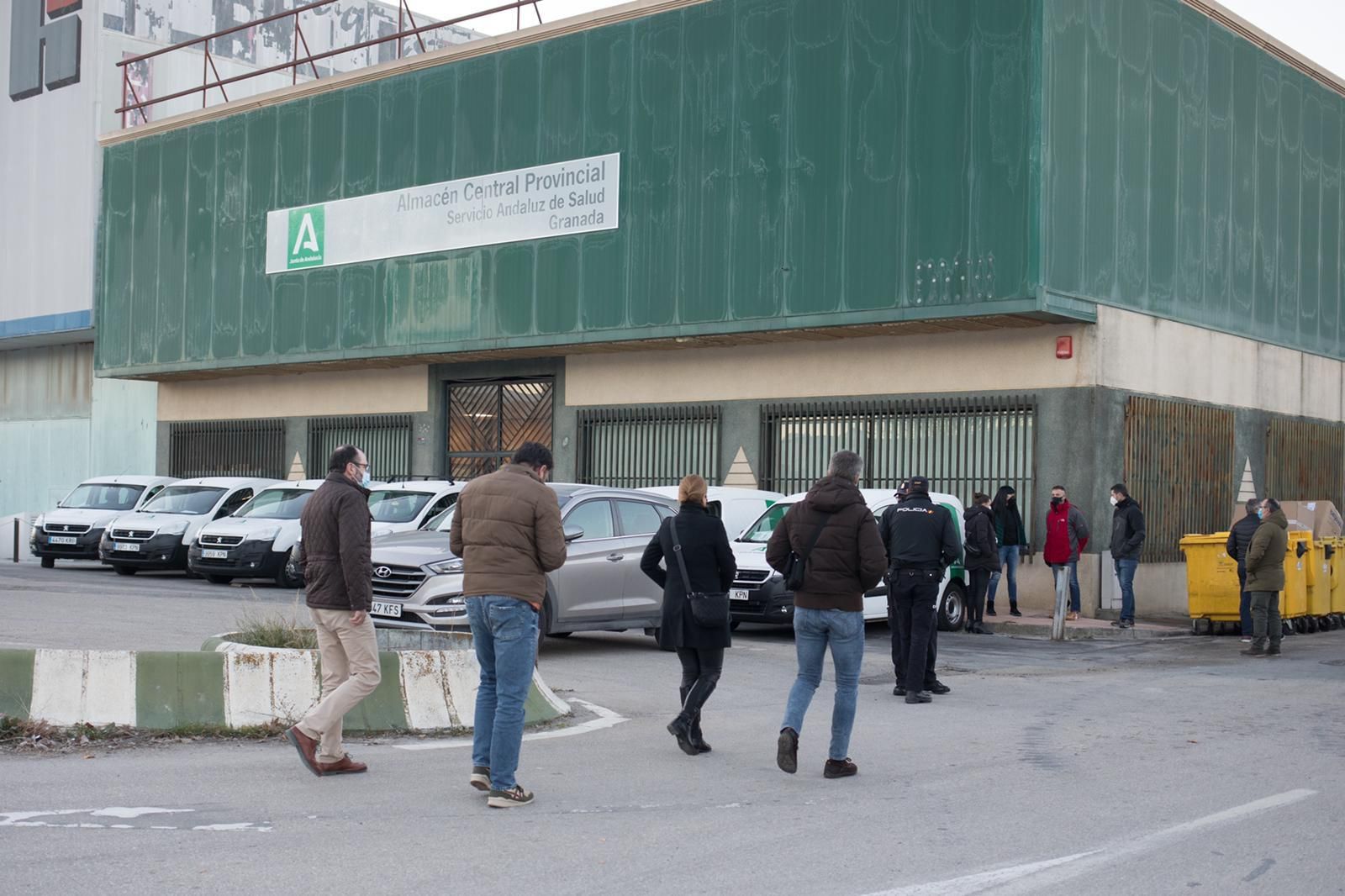 Fotos: La vacuna contra el coronavirus sale hacia Córdoba