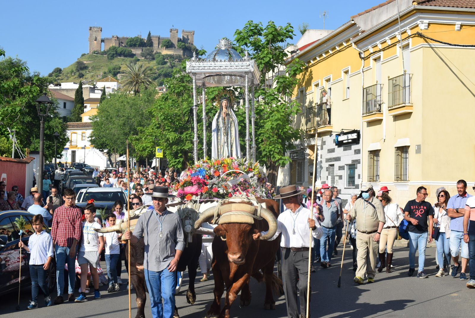 Almodóvar del Río se vuelca con la romería de la Virgen de Fátima