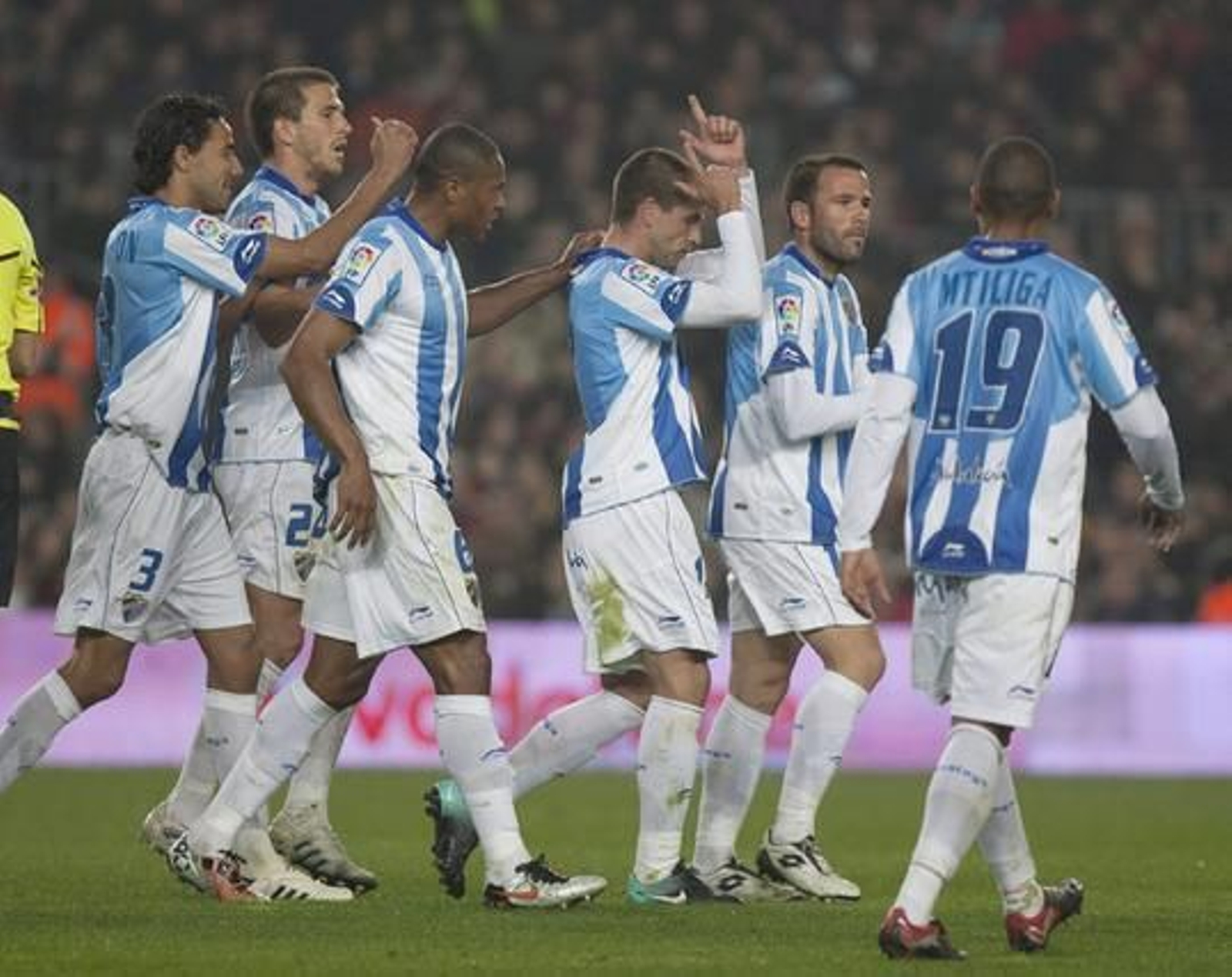 El Málaga se va goleado del Camp Nou ante una nueva exhibición del Barça (4-1). / EFE
