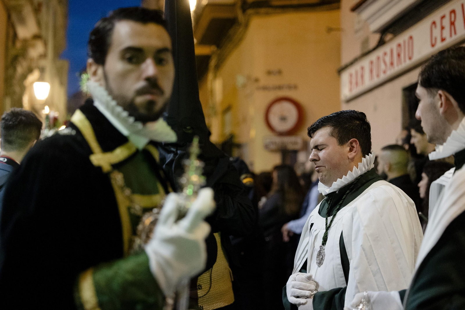 Las imágenes de la cofradía de Veracruz este Lunes Santo en la Semana Santa de Cádiz de 2024