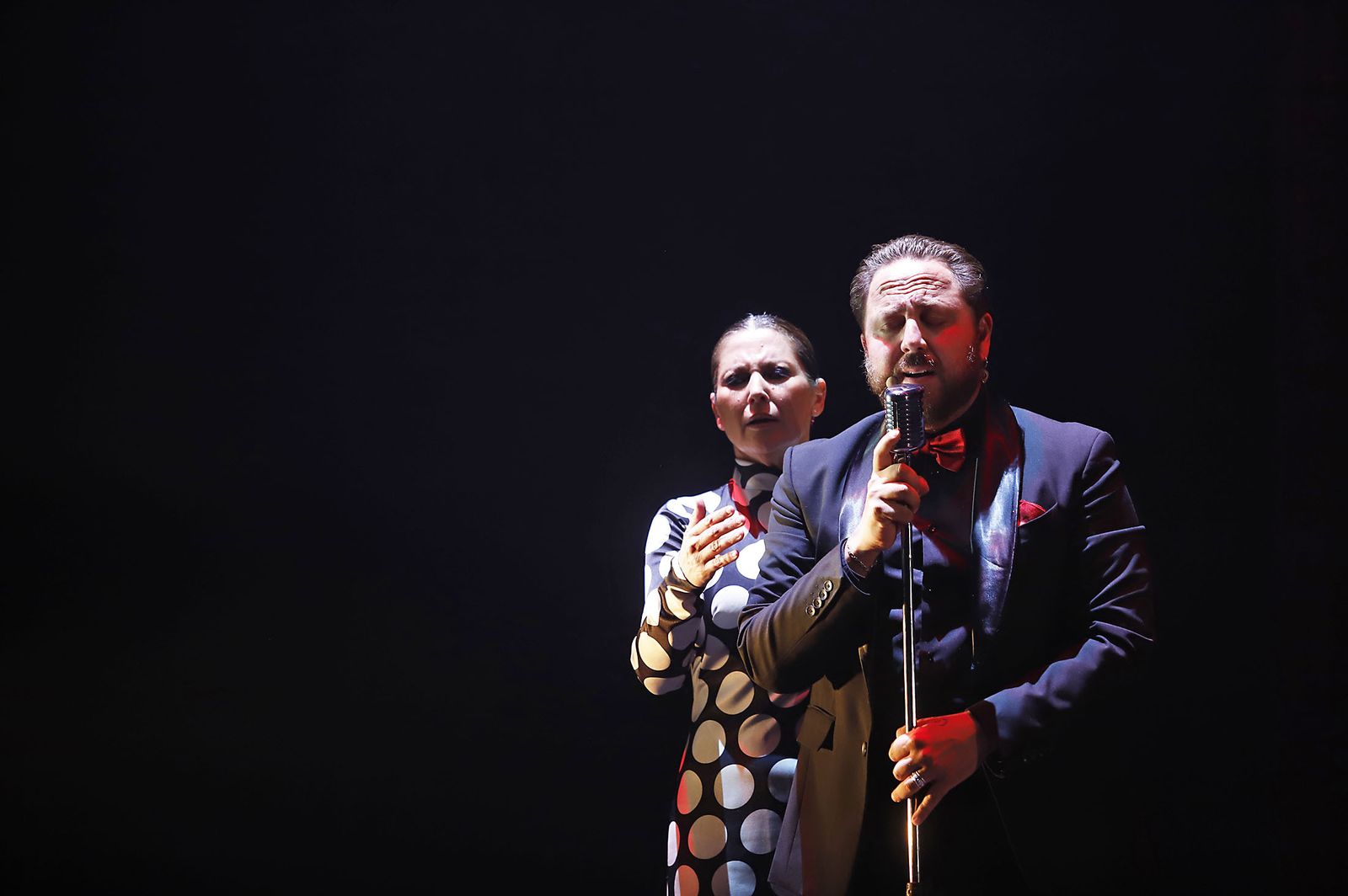 La actuación de Sara Baras en la Casa Colón de Huelva en imágenes