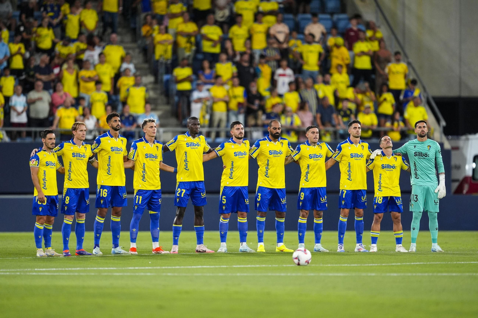 Los cadistas se sumarán a la campaña de la Asociación Española contra el Cáncer.