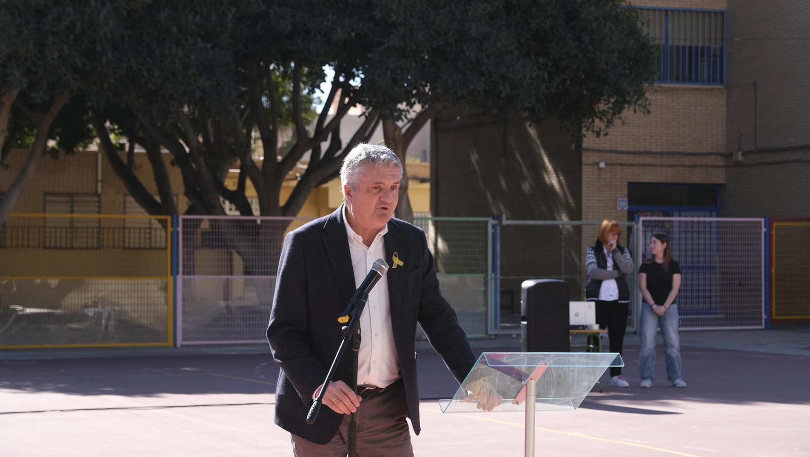 Día Internacional Contra el Cáncer Infantil en el CEIP 28 de Febrero, en imágenes