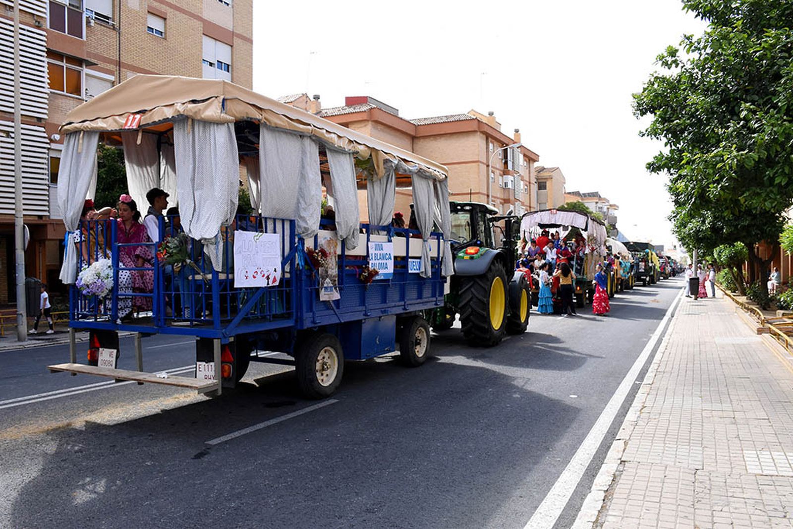 Imágenes de los carros de la Hermandad del Rocío de Huelva