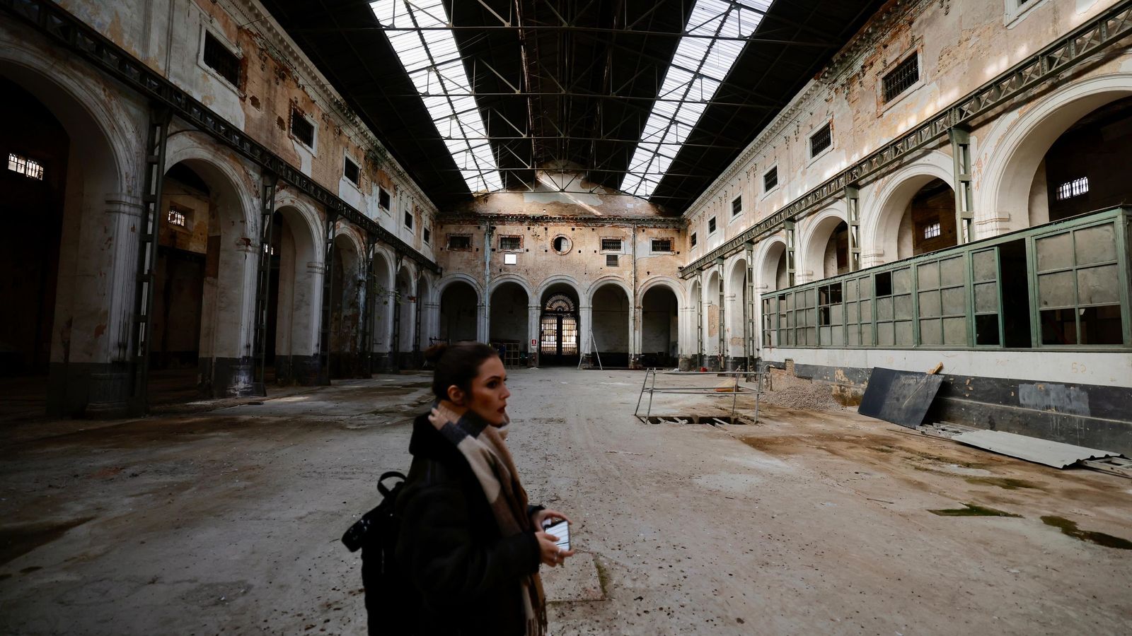Visita a las naves que serán rehabilitadas en la Real Fábrica de Artillería.