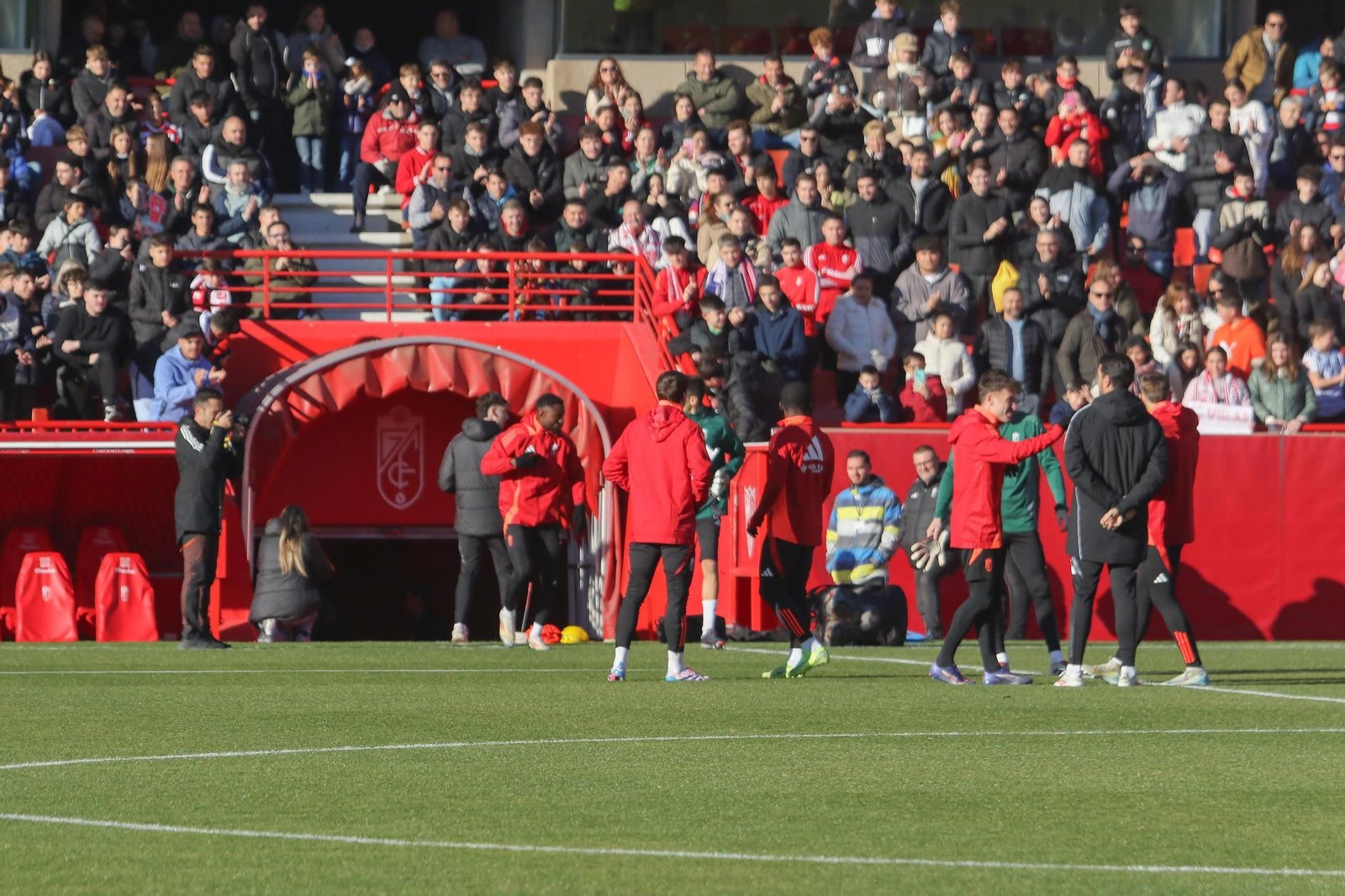 Las mejores imágenes del entrenamiento del Granada CF en Los Cármenes