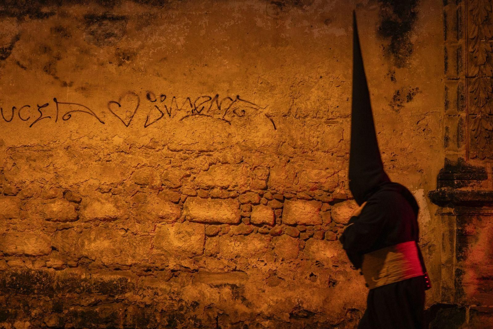 Las imágenes del Lunes Santo 2024 en El Puerto: Afligidos