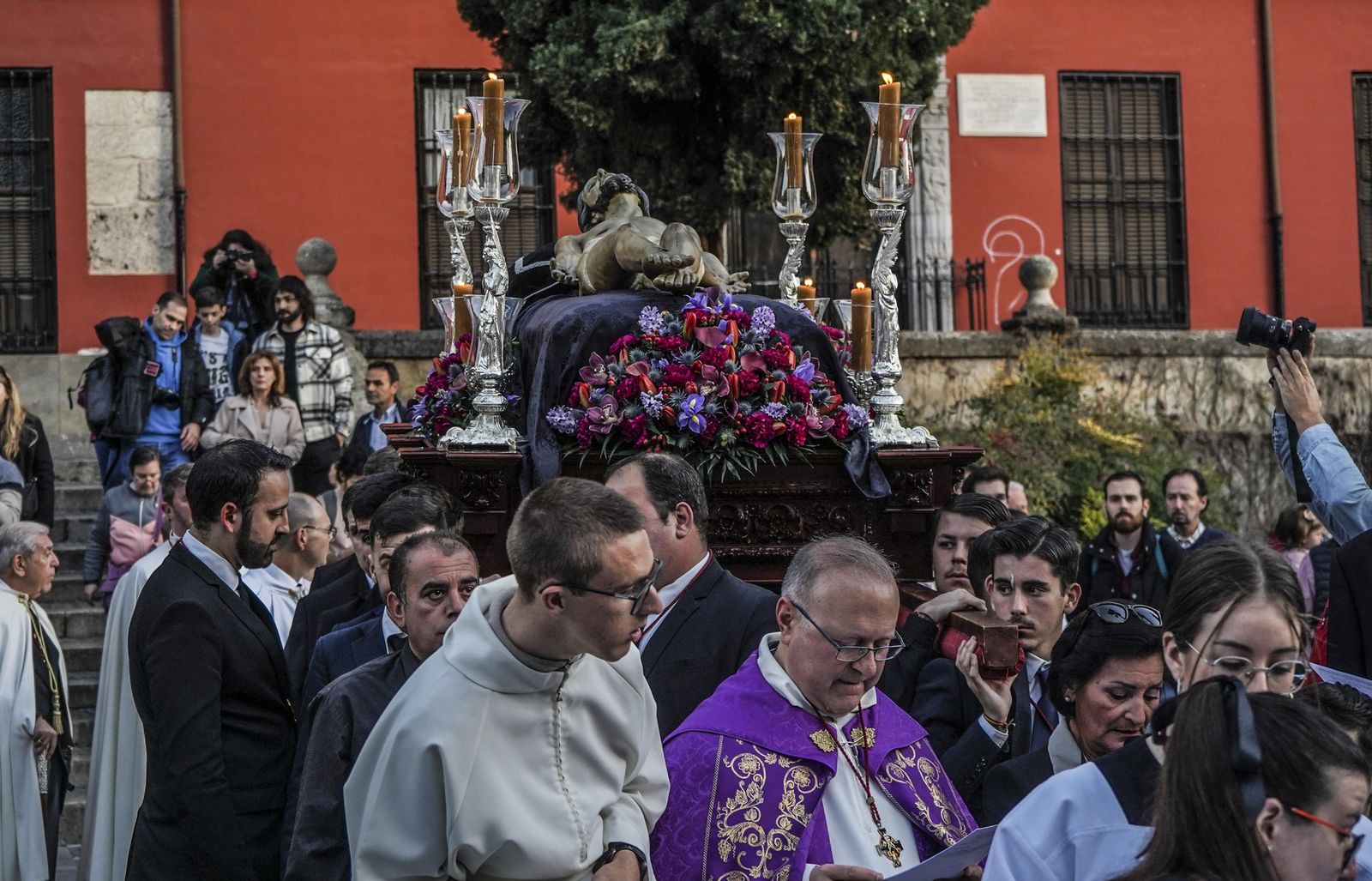 Así fue el vía crucis del Santo Sepulcro