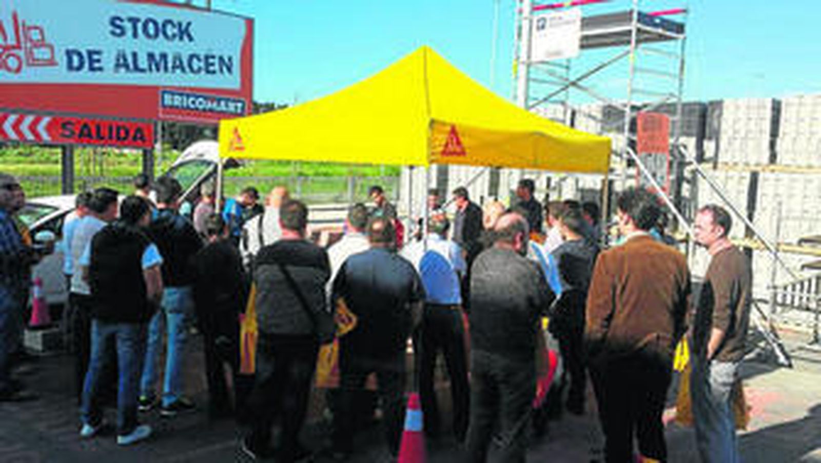 El almacén de la distribuidora en el Aljarafe, abierto desde octubre, es hoy la sede del evento.