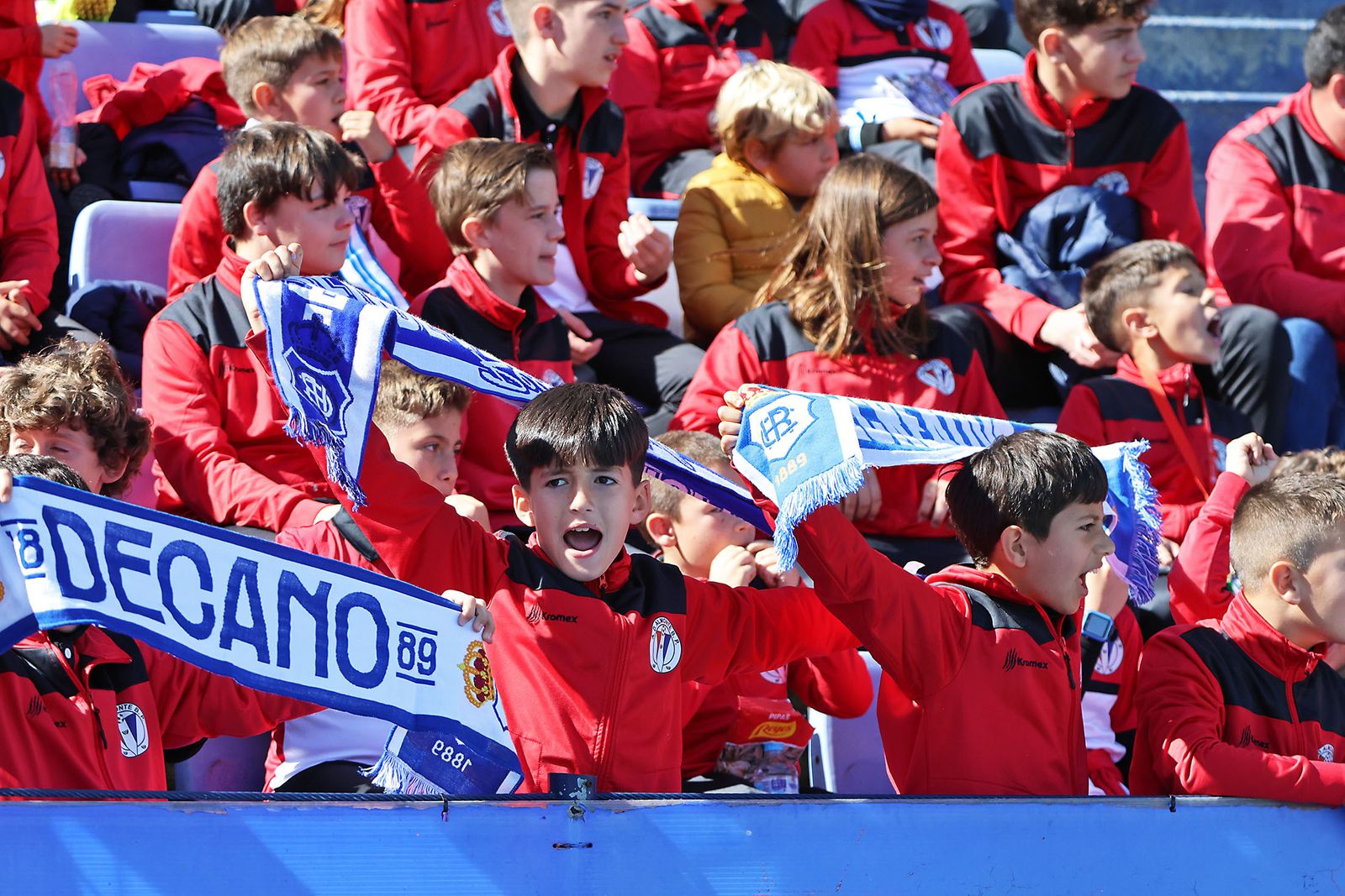 Ambiente en las gradas del Recreativo de Huelva vs AD Ceuta FC