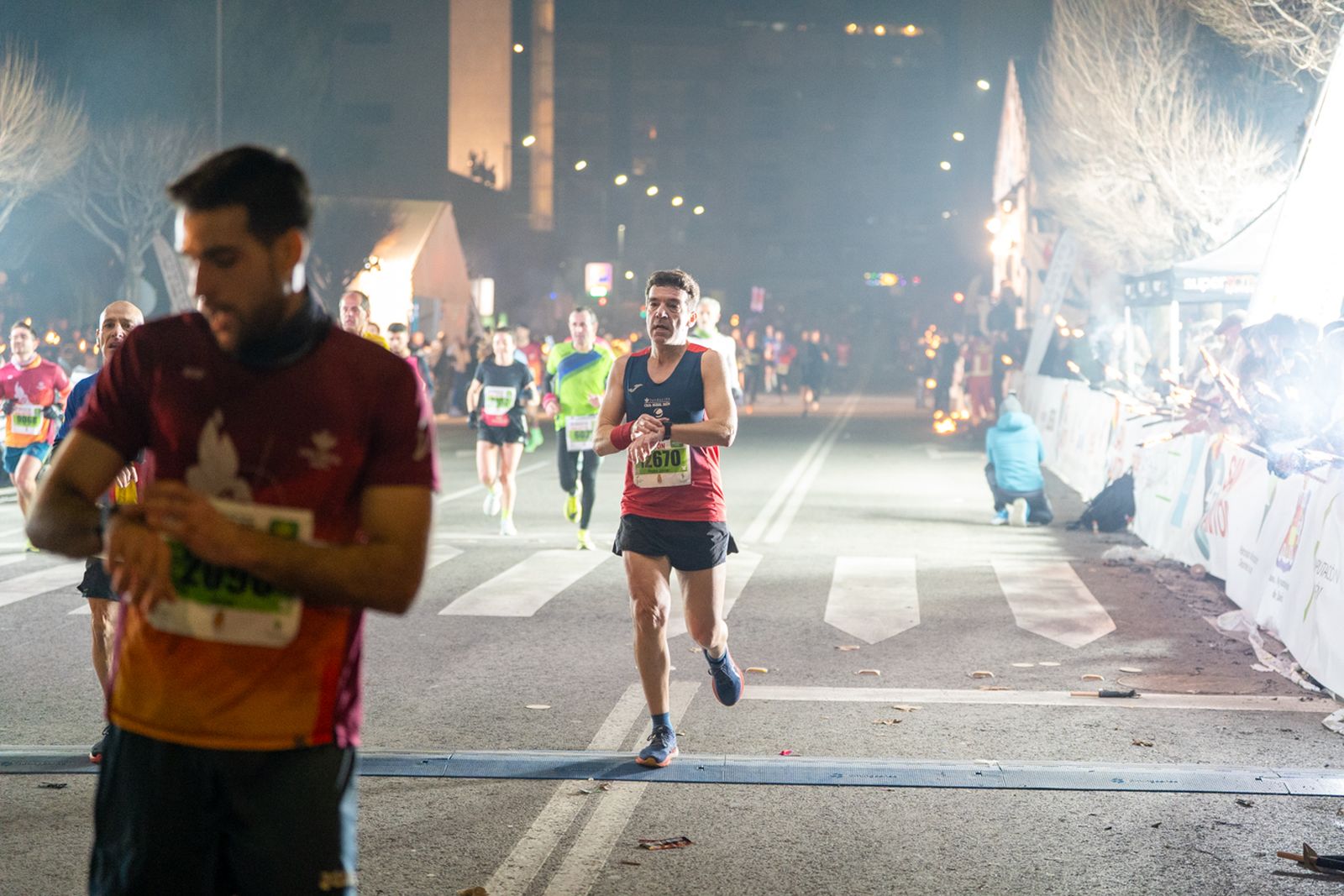 En imágenes: búscate en tu llegada a meta de la Carrera de San Antón 2026 (6)